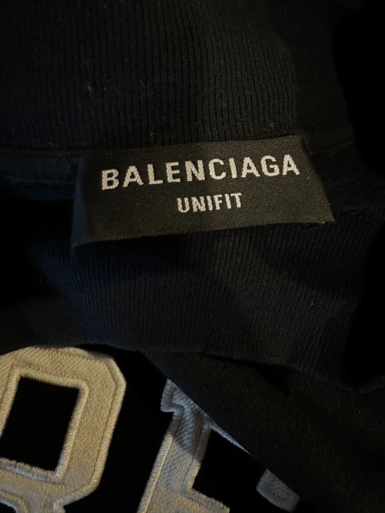 Balenciaga Balenciaga Make an old embroidered sweatshirt Size US S / EU 44-46 / 1 - 3 Thumbnail