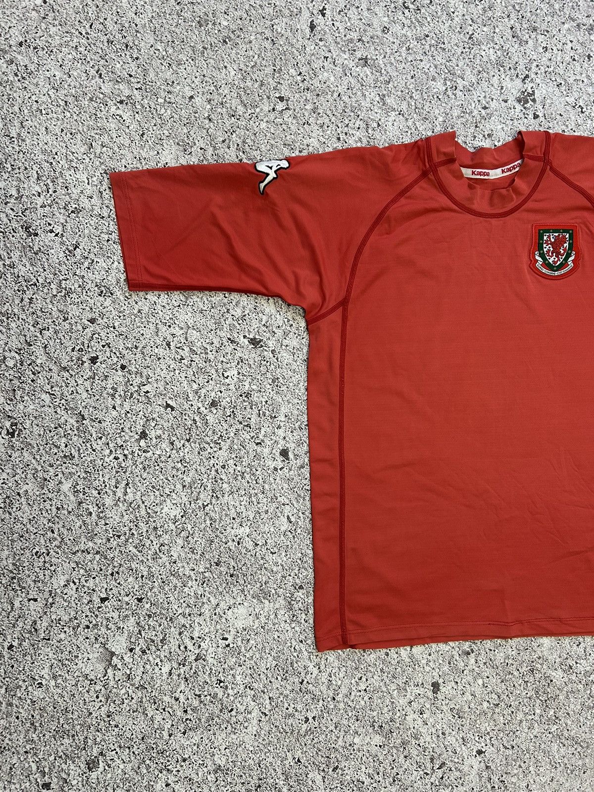 Kappa × Vintage Vintage Kappa Wales 2000 2001 2002 2003 Home Soccer Jersey Size US L / EU 52-54 / 3 - 3 Thumbnail