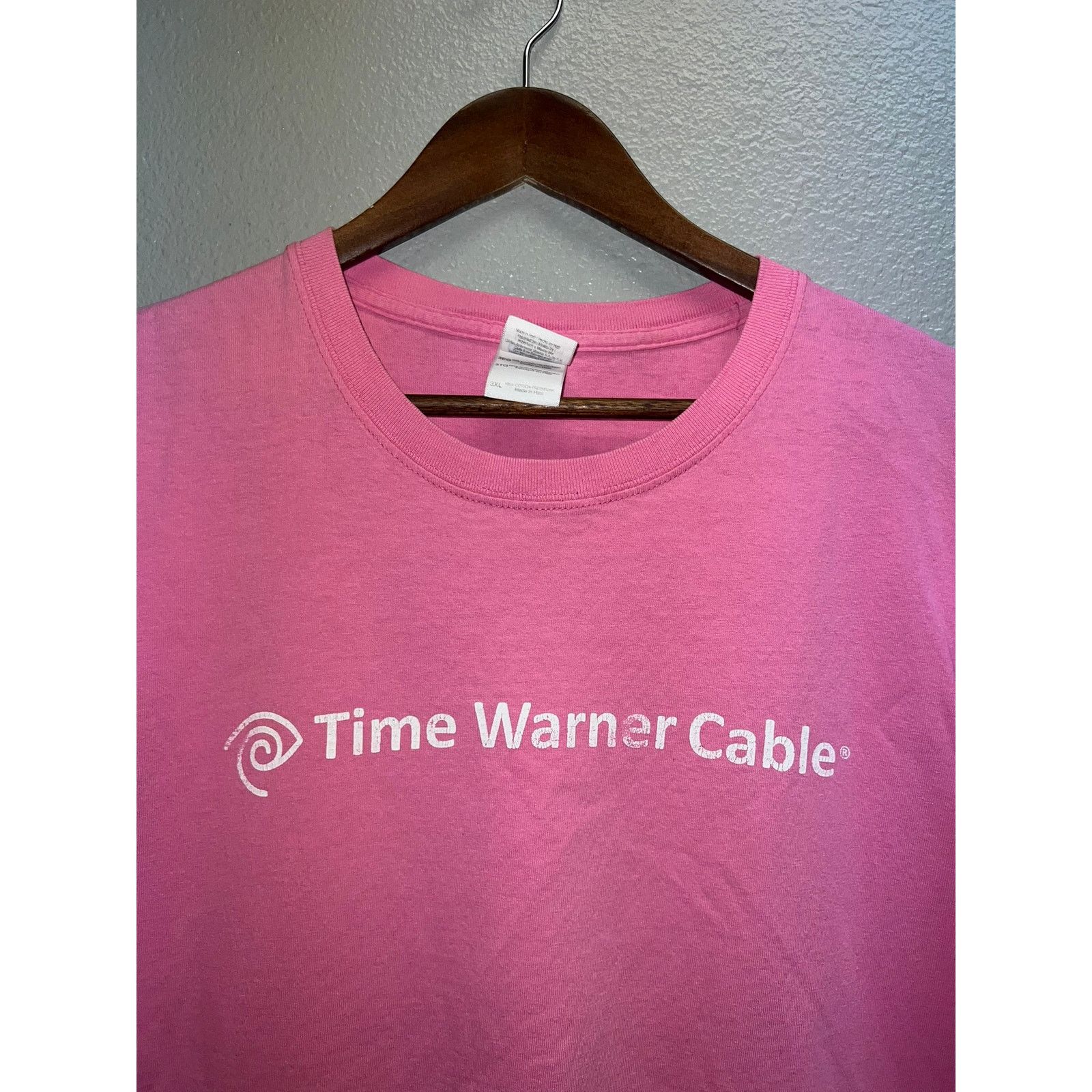 Gildan Vintage Time Warner Cable Shirt TWC Promotional Pink TV 3XL Size US XXL / EU 58 / 5 - 2 Thumbnail