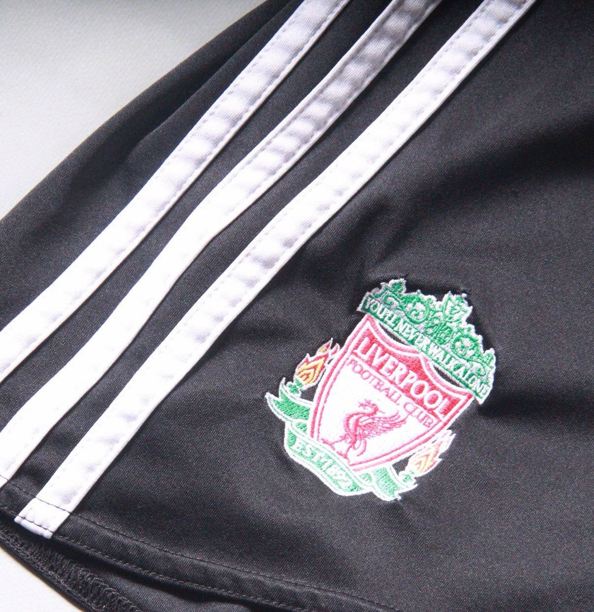 Adidas Adidas Liverpool 2007 Shorts Soccer Black Football XL Size US 36 / EU 52 - 3 Thumbnail