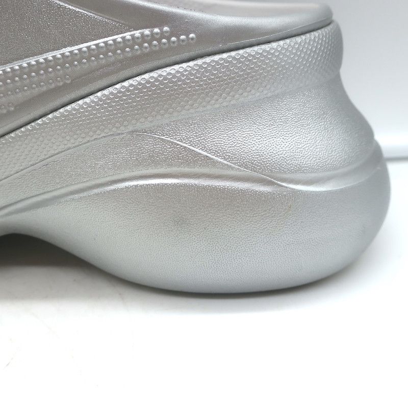 Balenciaga × Crocs Balenciaga x Crocs Platform Mules Silver Size 41 Size US 11 / IT 41 - 11 Thumbnail