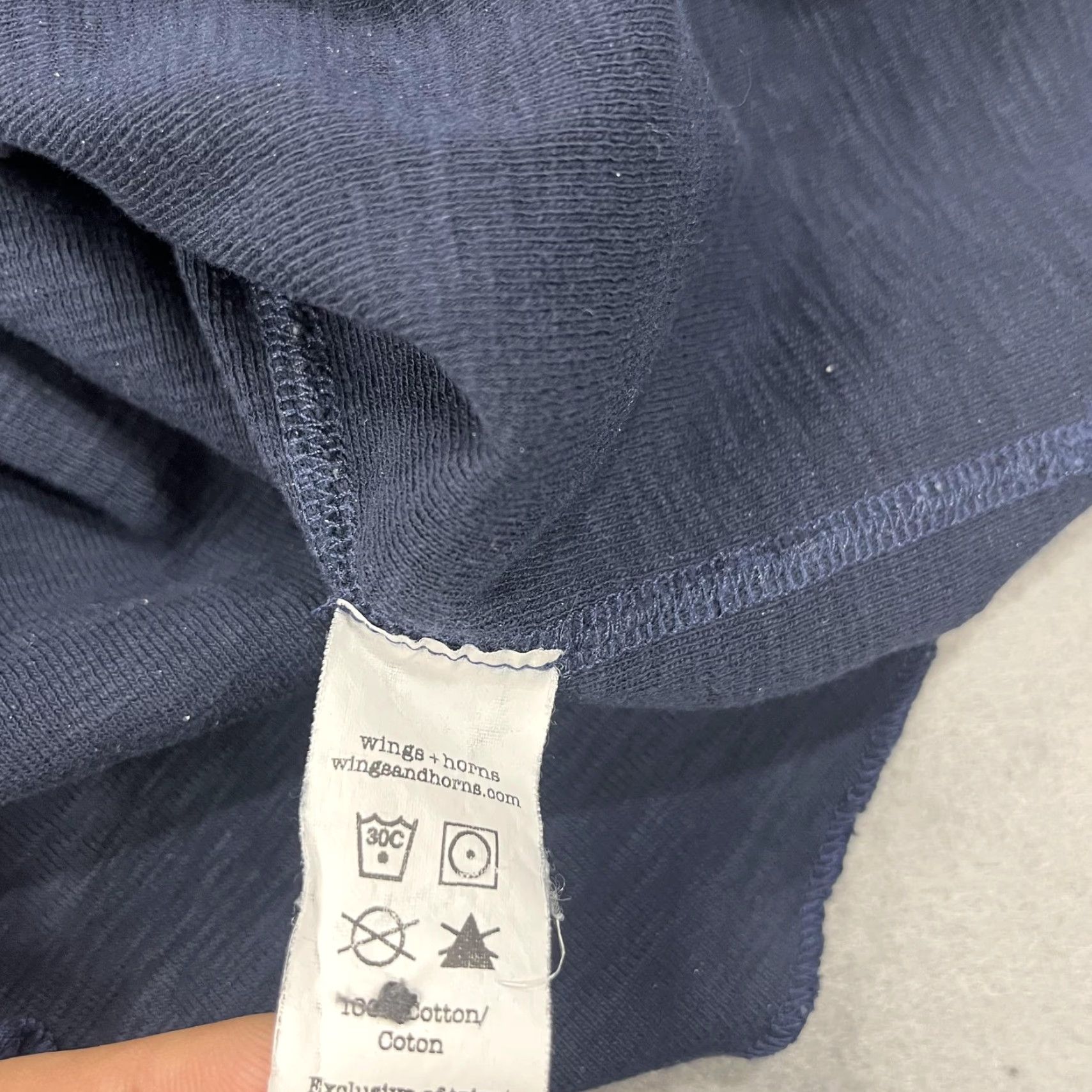 Vintage Wings+Horns Shirt Mens Medium Blue Slub Cotton Long Sleeve Henley Made Canada Size US M / EU 48-50 / 2 - 4 Thumbnail