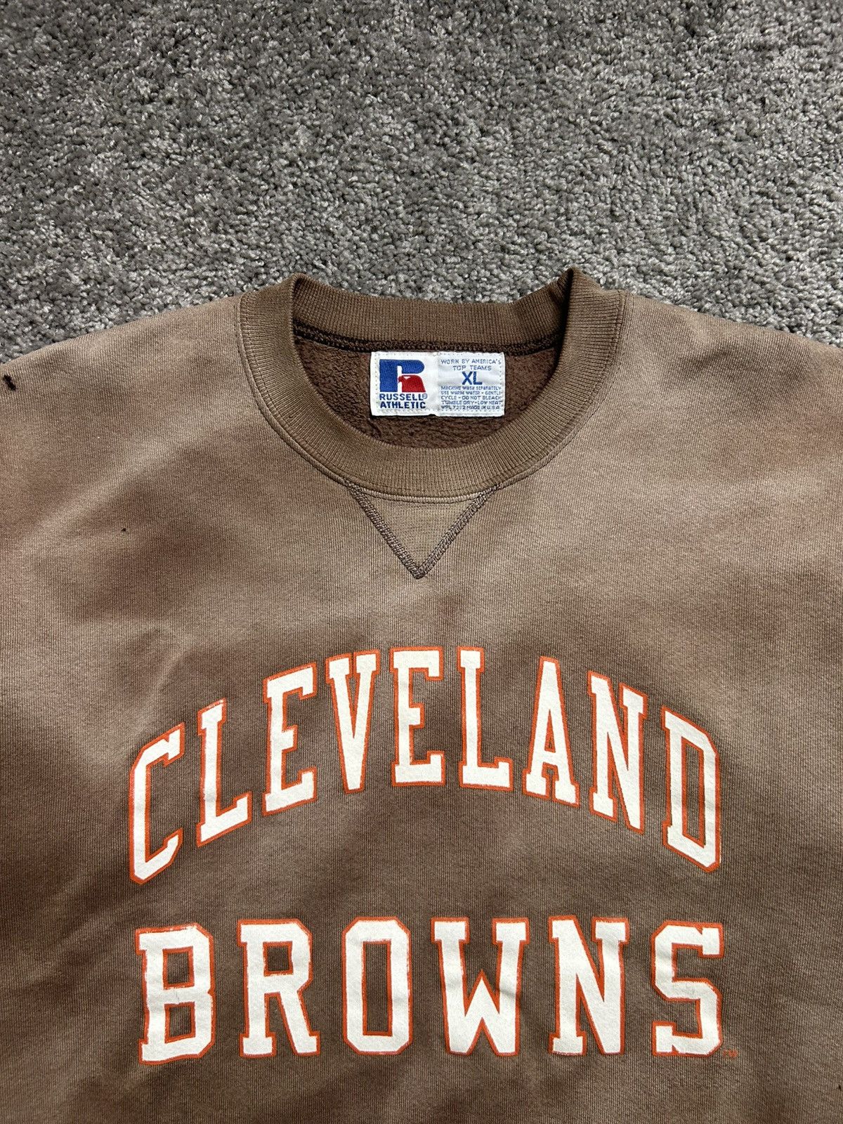 Russell Athletic Vintage 90s Russell Cleveland Brown Sunfaded Crewneck NFL Size US XL / EU 56 / 4 - 2 Thumbnail