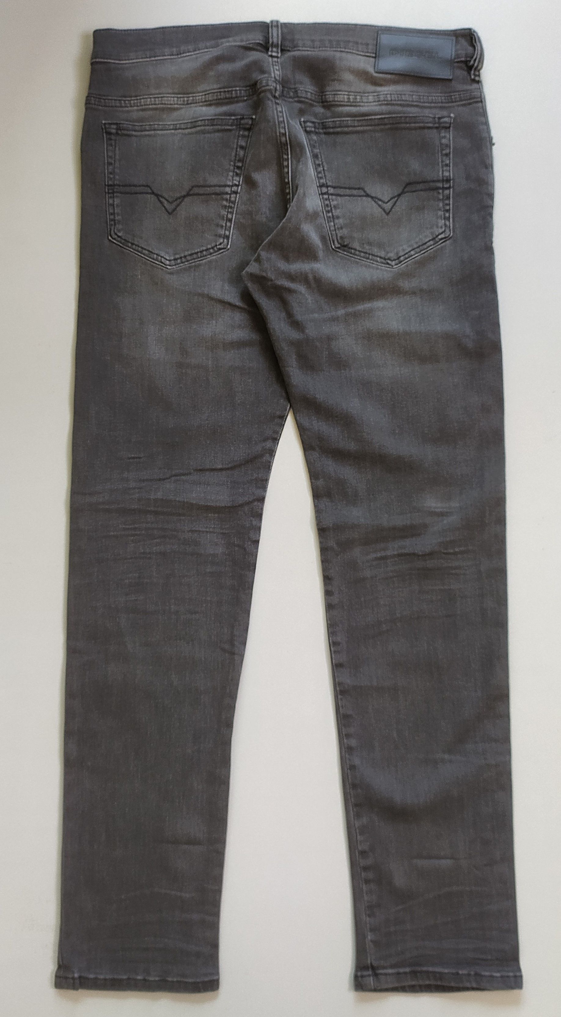 Diesel Diesel D-YENNOX-0GDAQ Men's Jeans Free Shipping T/ 9825 Size US 32 / EU 48 - 3 Thumbnail