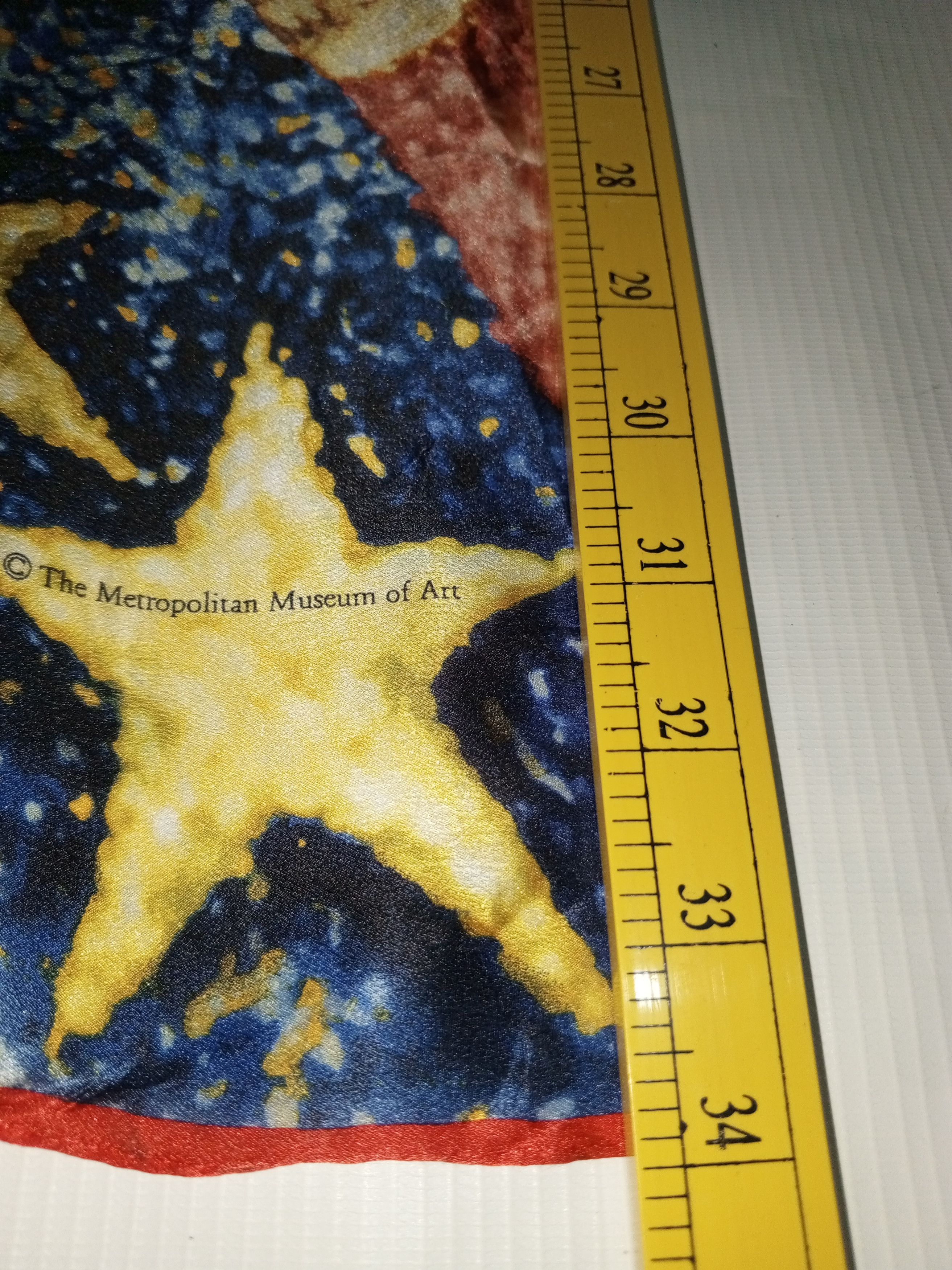 Vintage METROPOLITAN MUSEUM Souvenir Abstract Large Silk Scarf 34x34 Size ONE SIZE - 3 Thumbnail