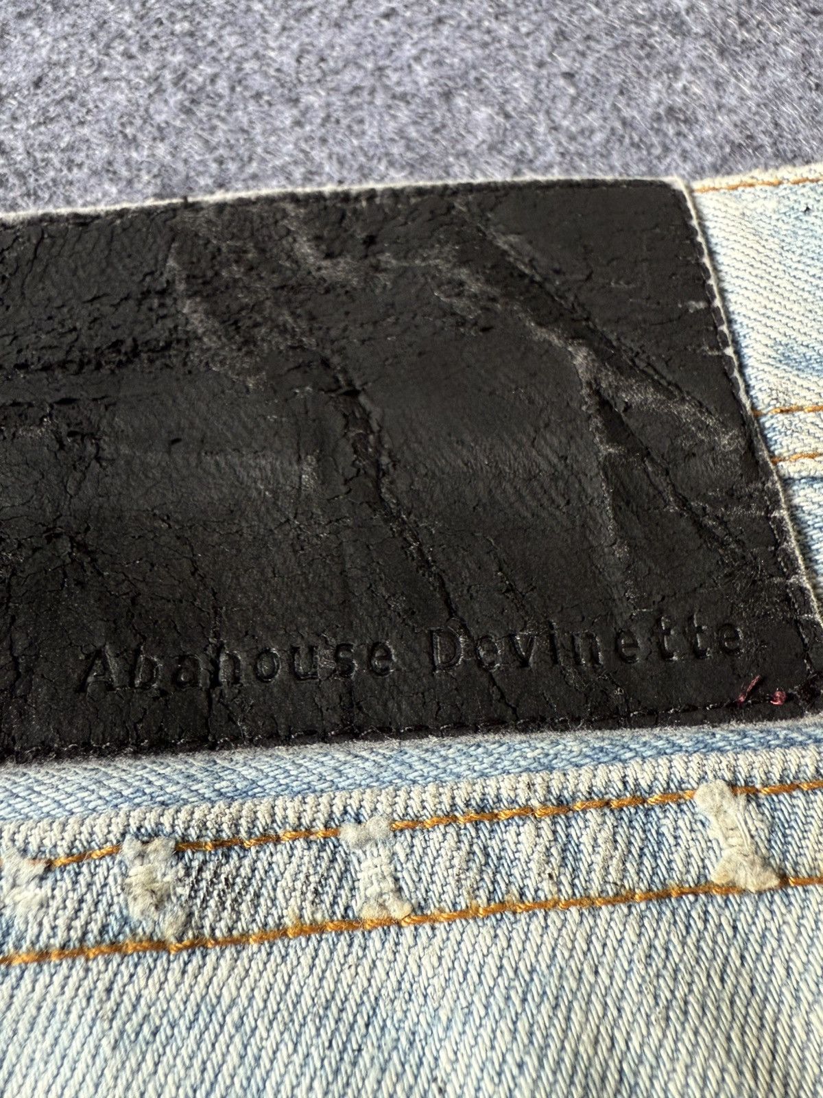 ABAHOUSE × Japanese Brand Abahouse Japan Distressed Flapped Pocket Light Wash Jeans Size US 30 / EU 46 - 19 Thumbnail