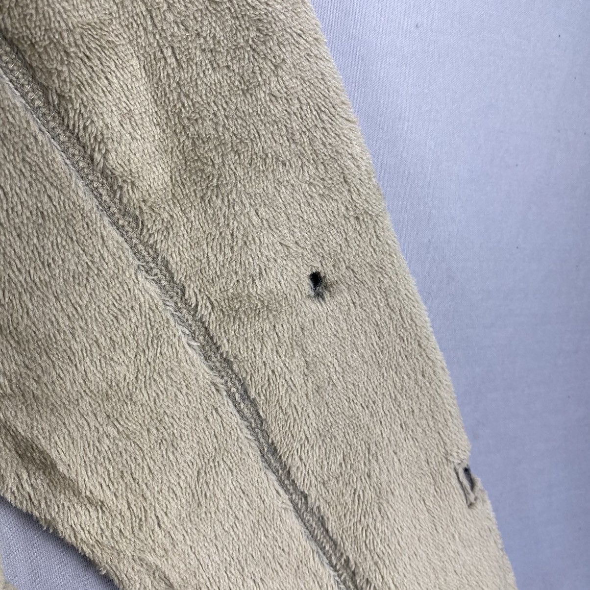 Patagonia Vintage Patagonia R2 Fleece Jacket Full Zip Beige Size US L / EU 52-54 / 3 - 13 Thumbnail