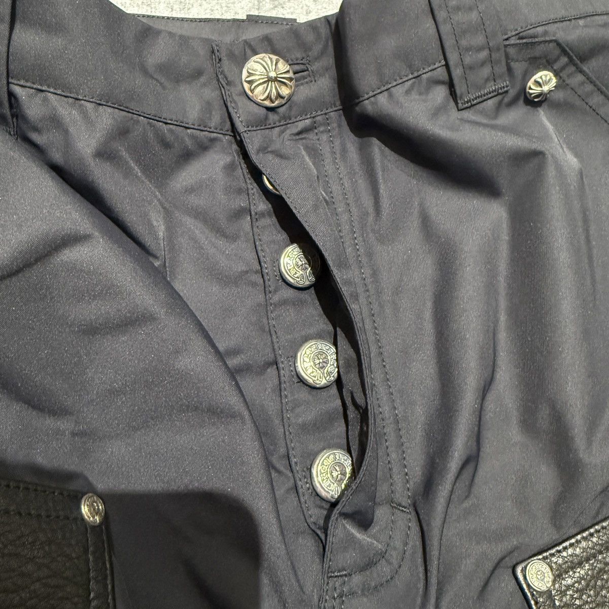 Chrome Hearts Chrome Hearts Black Nylon & Leather Carpenter Short size 33 Size US 33 - 7 Thumbnail