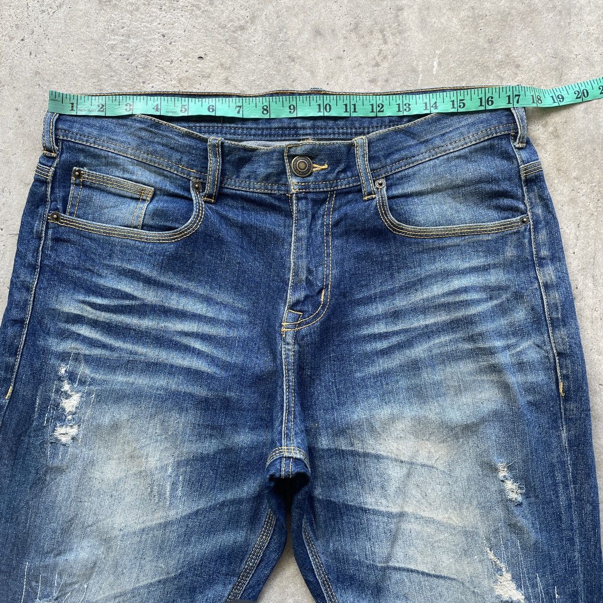 Japanese Brand Vintage Japanese Distressed Jeans Faded Denim Pants W34 Size US 34 / EU 50 - 5 Thumbnail