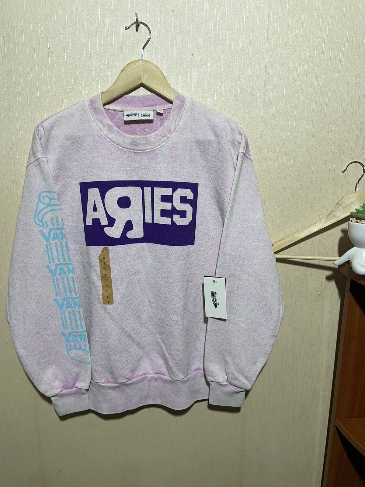 Vans Vans Aries Made in USA streetwear sweatshirt Size US S / EU 44-46 / 1 - 1 Thumbnail