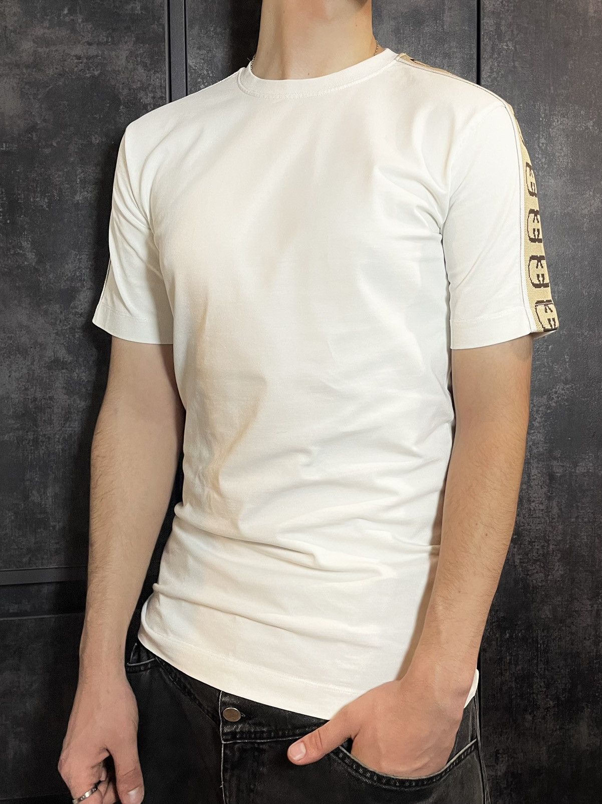 Gucci Gucci Lampas Embroidered Logos T-shirt Tom Ford Demna Size US M / EU 48-50 / 2 - 1 Thumbnail