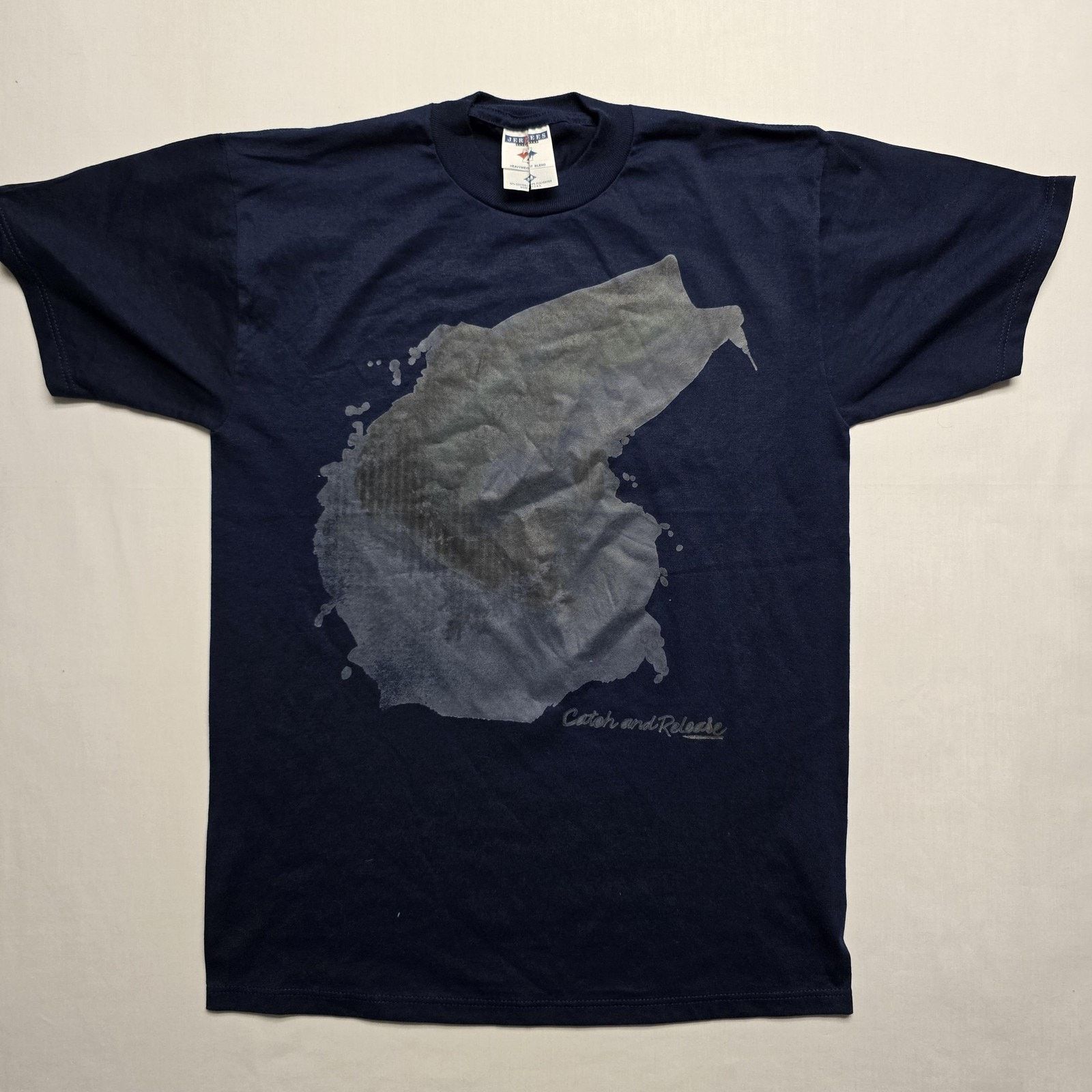 Jerzees Vintage Catch and Release Wisconsin M Navy Fishing Tee Size US M / EU 48-50 / 2 - 1 Thumbnail