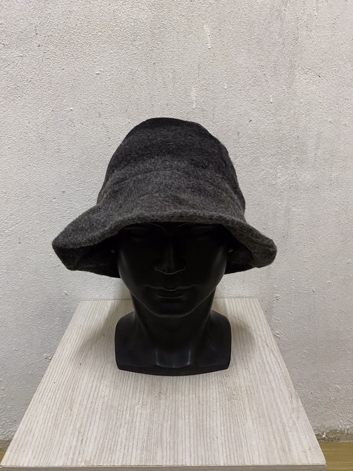 Japanese Brand Japanese Brand Plain Bucket Hat Size ONE SIZE - 2 Thumbnail