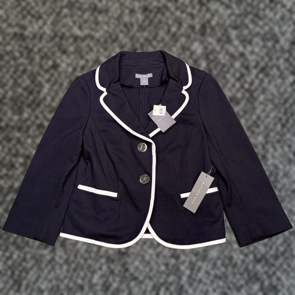 Ann Taylor Ann Taylor Blazer Womens 8 Navy Blue Gold Buttons Stretch New Size M / US 6-8 / IT 42-44 - 1 Thumbnail