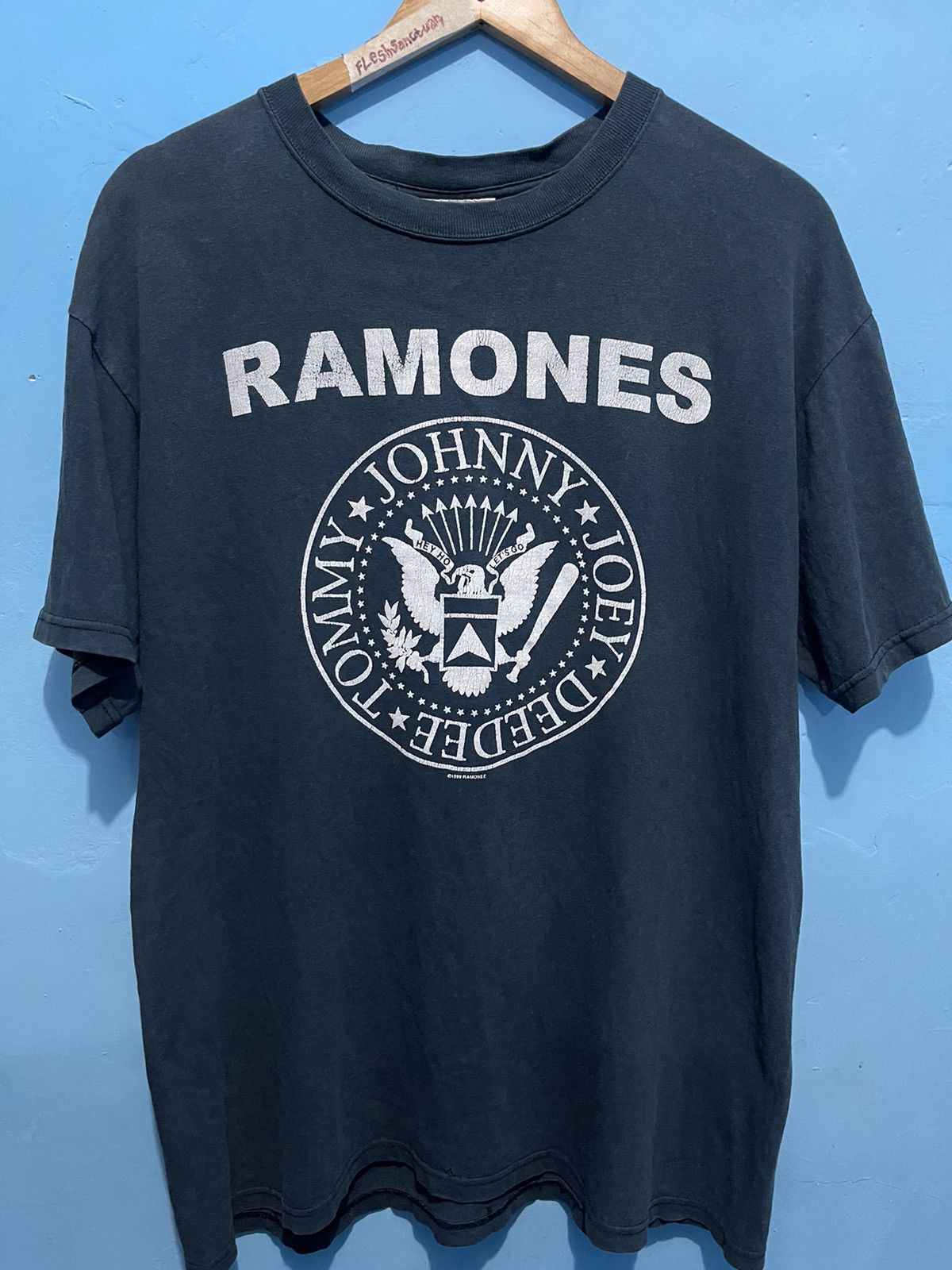 Band Tees Ramones Sex Pistols Misfits The Germs The Damned Black Flag Size US L / EU 52-54 / 3 - 1 Thumbnail