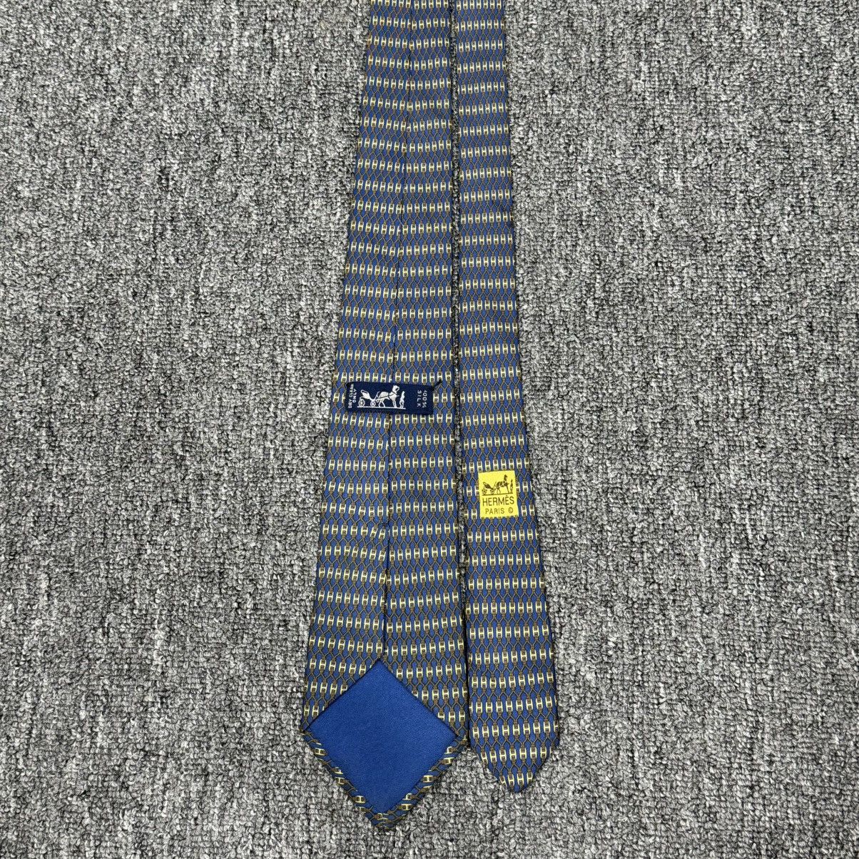 Hermes Hermes H Logo Overprint Silk Necktie (7199 UA) Size ONE SIZE - 5 Thumbnail