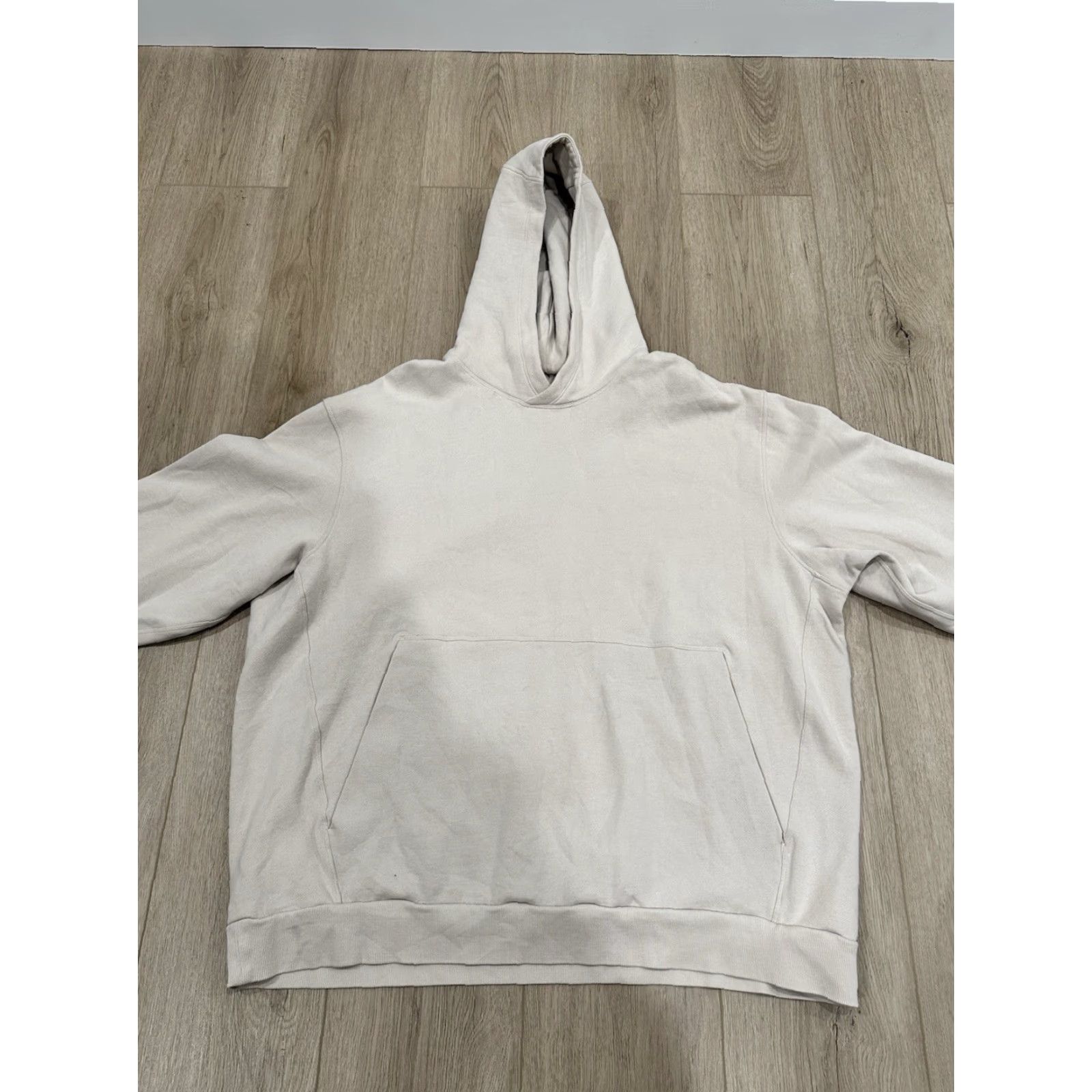 Lululemon VINTAGE Lululemon Men’s Beige Steady State Pullover Hoodie Sweatshirt 2XL Beige Mens Hoodie Pullover 2XL Size US XXL / EU 58 / 5 - 3 Thumbnail