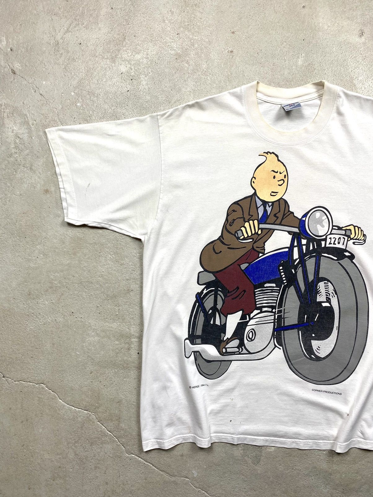 Vintage Vintage 1994 Tin Tin Raider T Shirt Cartoon Comics Size US XL / EU 56 / 4 - 2 Thumbnail