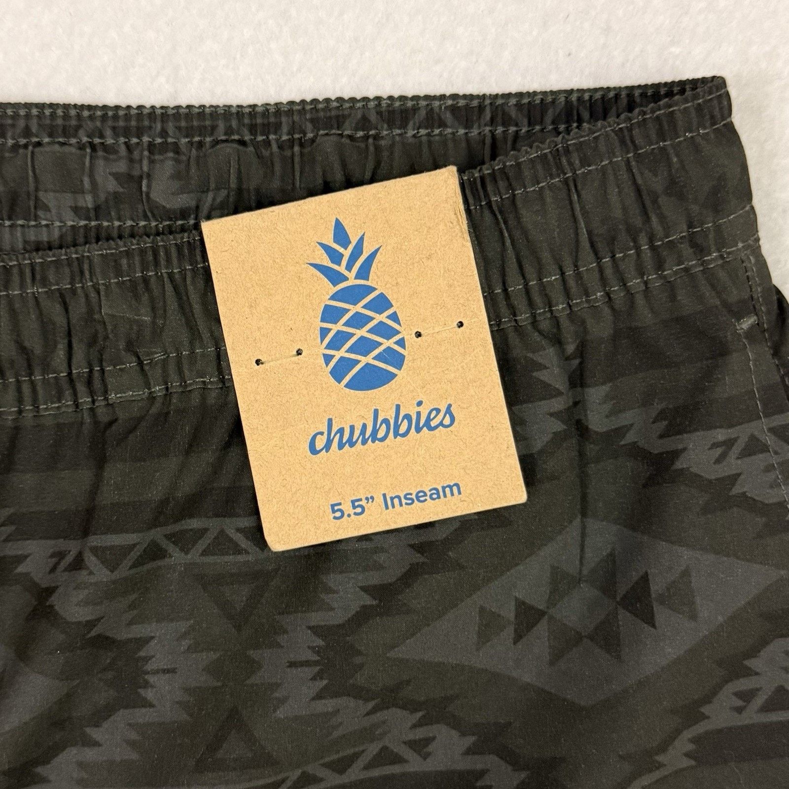Chubbies Chubbies Mens Shorts XXL The Quests Athlounger 5.5 Inseam Size US 38 / EU 54 - 8 Thumbnail