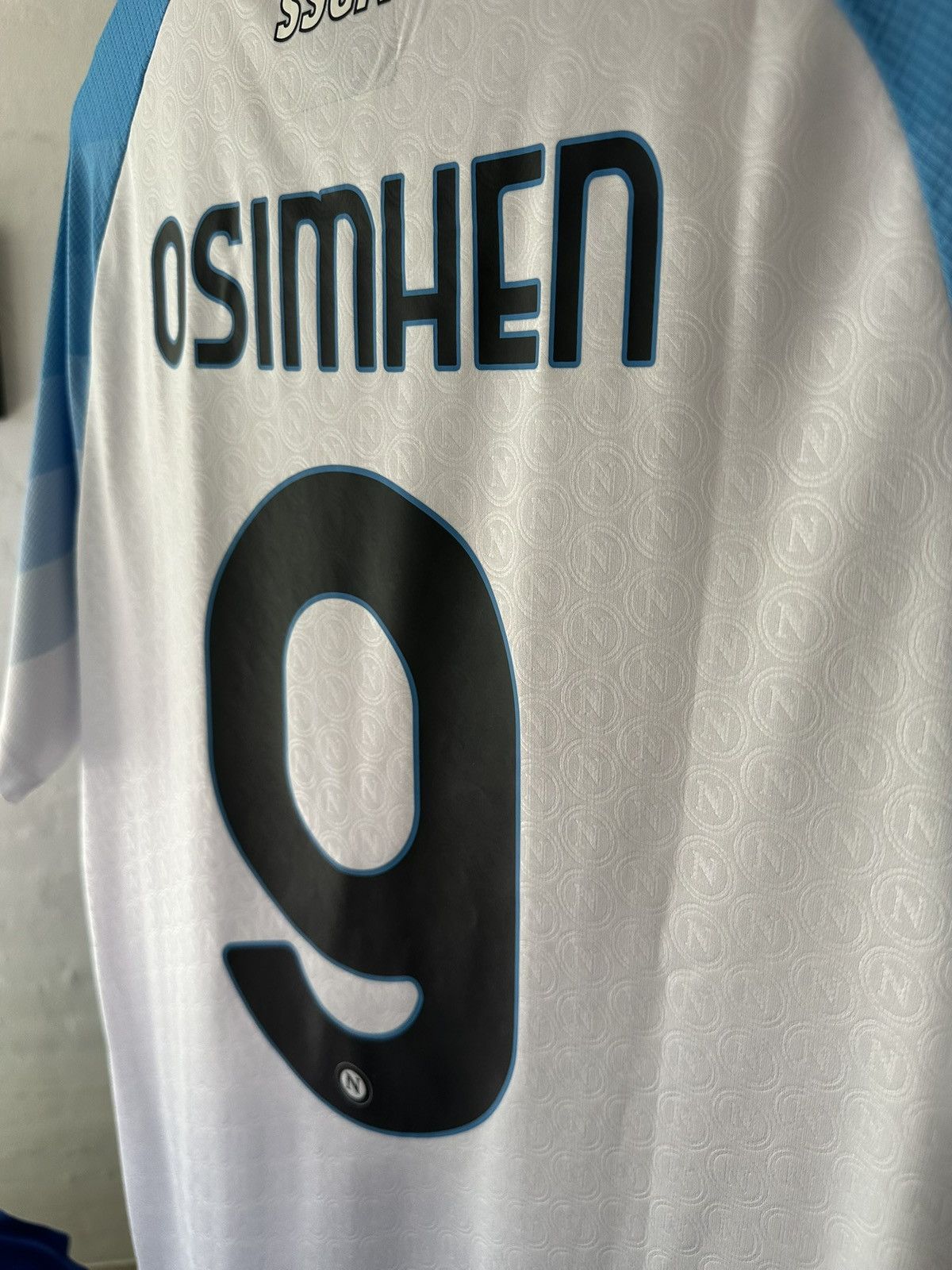 Emporio Armani Victor Osimhen Napoli GAME FACE shirt Size US L / EU 52-54 / 3 - 7 Thumbnail