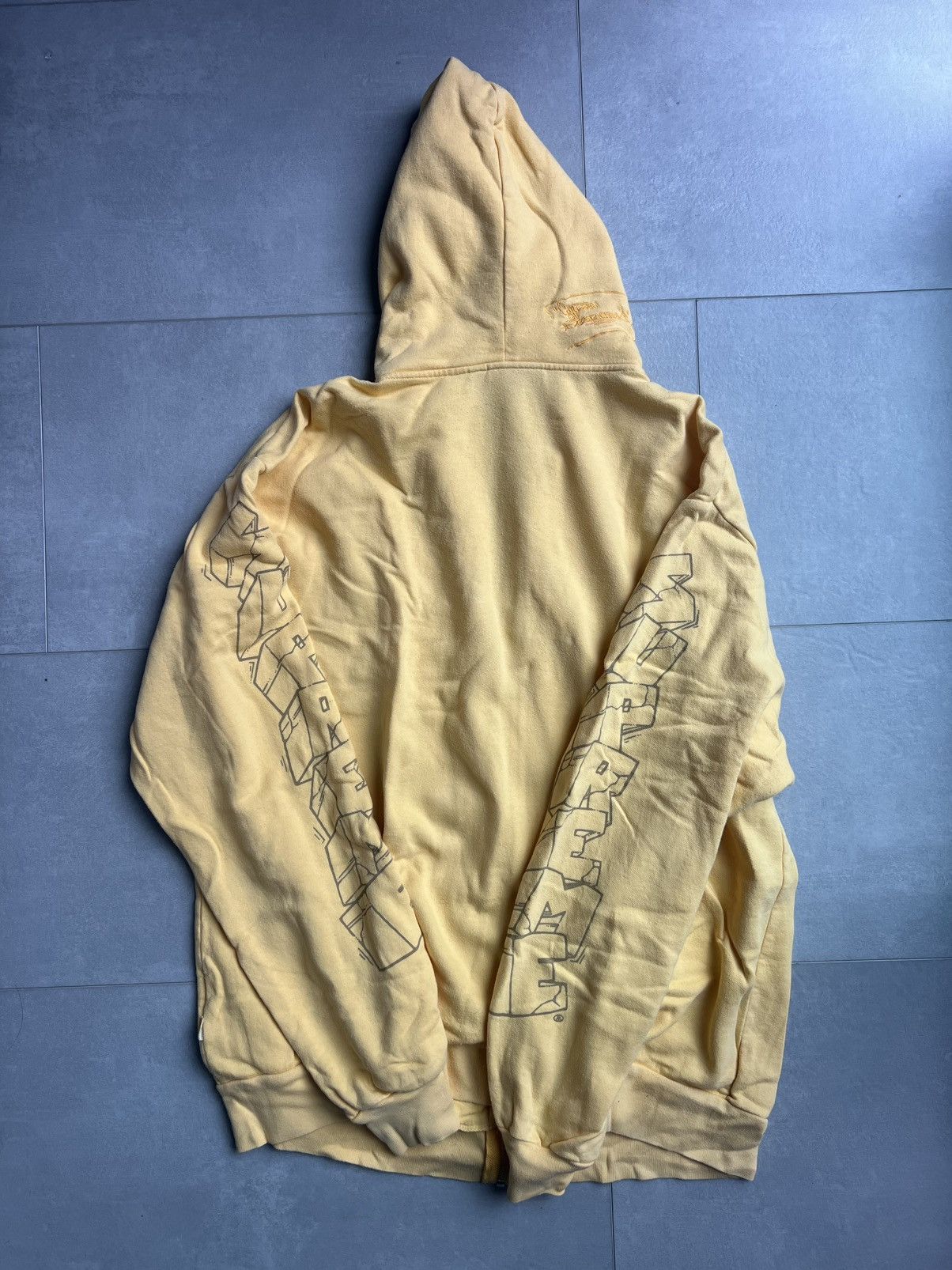 Supreme Archival Supreme x Phase 2 Graffiti Sleeve Zip-Up - Yellow Size US L / EU 52-54 / 3 - 4 Thumbnail