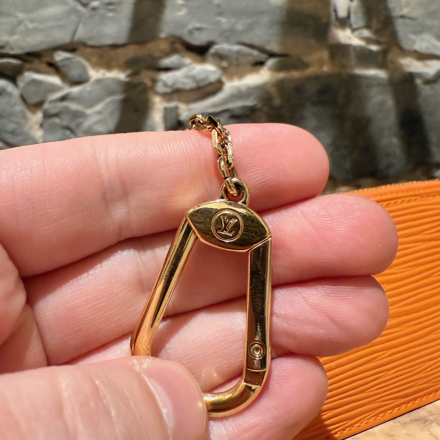 Louis Vuitton Louis Vuitton Vintage 2003 Orange Epi Leather Zip Key Pouch Size ONE SIZE - 12 Thumbnail