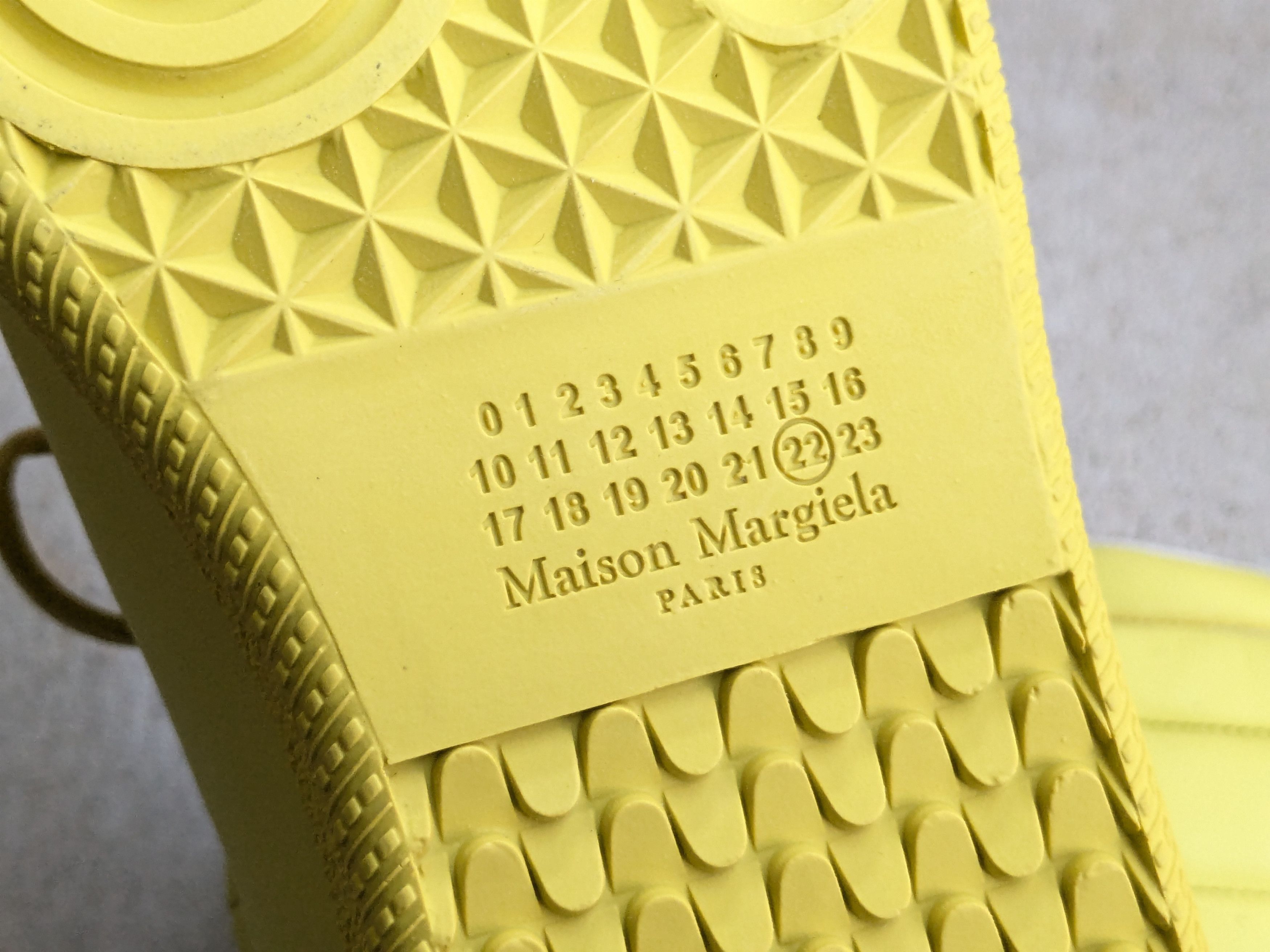 Maison Margiela Maison Margiela Future Neon Yellow 10 43 High Tops Leather Size US 10 / EU 43 - 18 Thumbnail