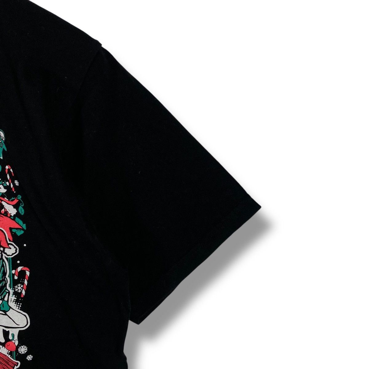 Band Tees Japanese Band BABYMETAL Merry Baby Christmas Graphic Tee Size US XL / EU 56 / 4 - 4 Thumbnail