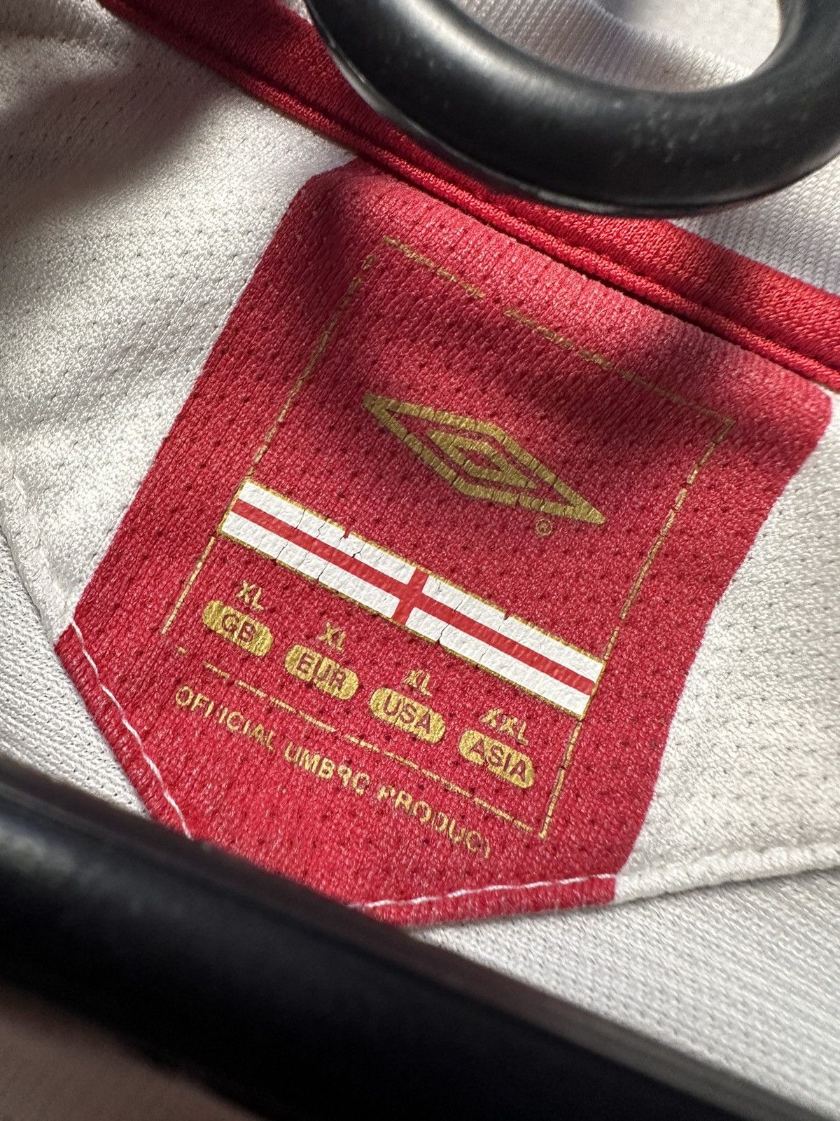 Umbro × Vintage Vintage Umbro England soccer jersey size L logo Size US L / EU 52-54 / 3 - 4 Thumbnail
