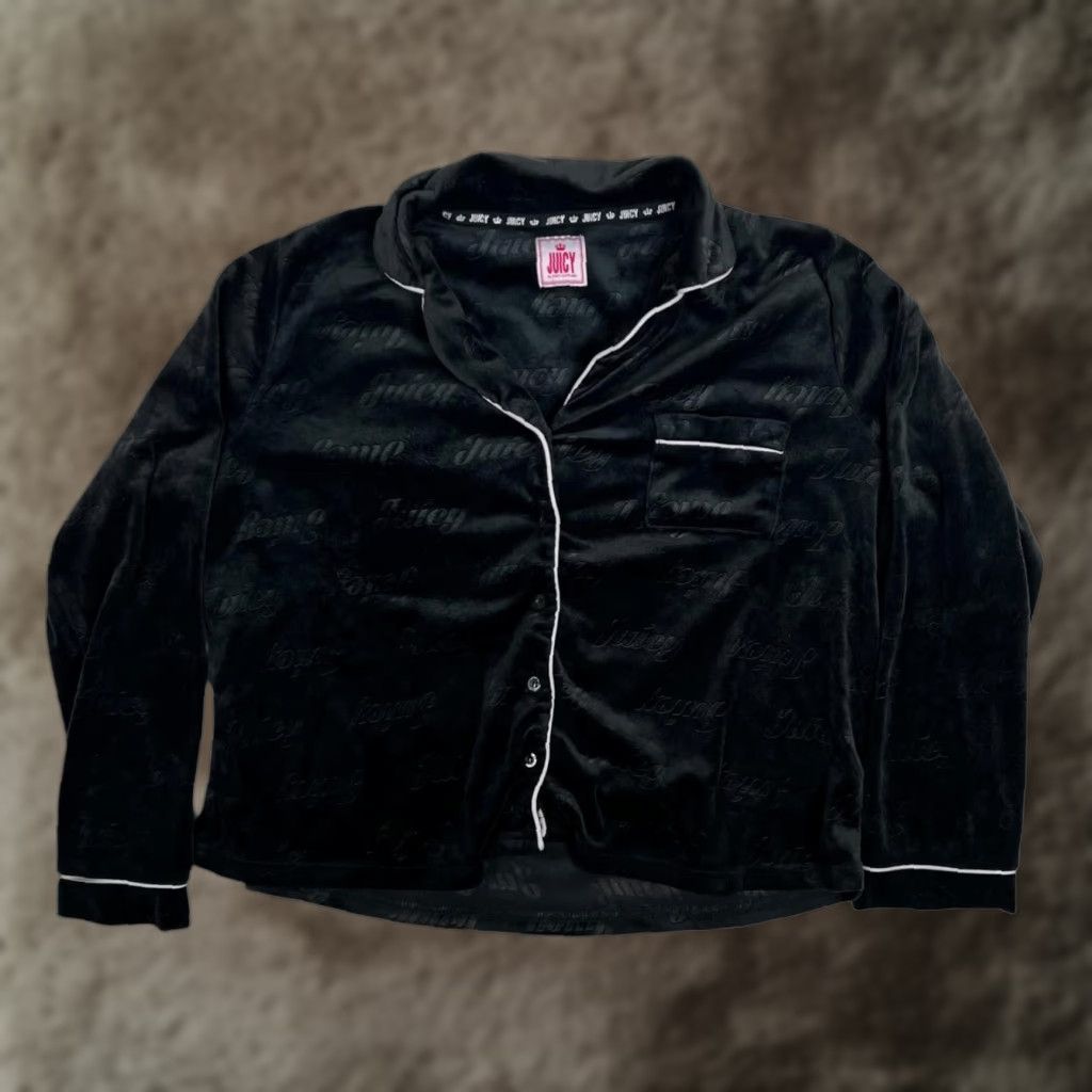 Juicy Couture VINTAGE Juicy Couture Pajama Top Womens Large Black Velour Logo Sleep Button Size L / US 10 / IT 46 - 1 Thumbnail