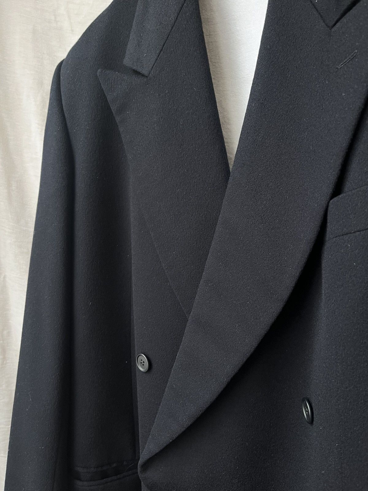 Giorgio Armani Giorgio Armani Cashmere Navy Double-Breasted Blazer Size 42L - 4 Thumbnail