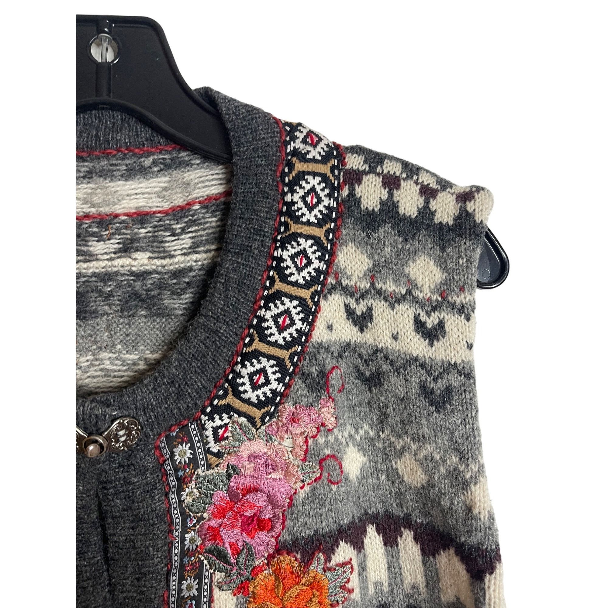 Vintage Vintage Womens Sweater Vest Size Medium Gray Size M / US 6-8 / IT 42-44 - 5 Thumbnail
