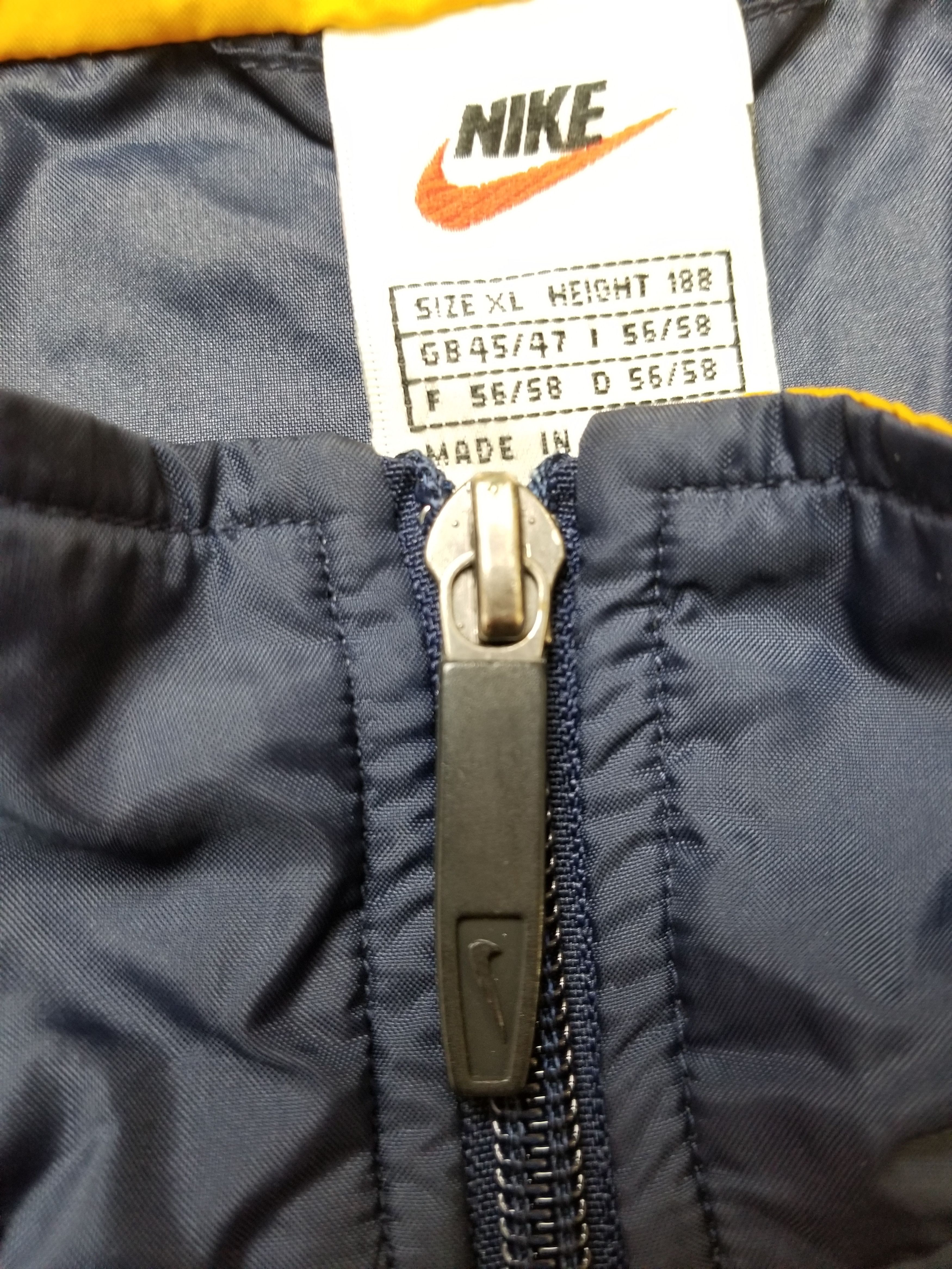 Nike Vintage Nike 90s Windbreaker Jacket Lined Navy Blue Mustard Size US XL / EU 56 / 4 - 9 Thumbnail