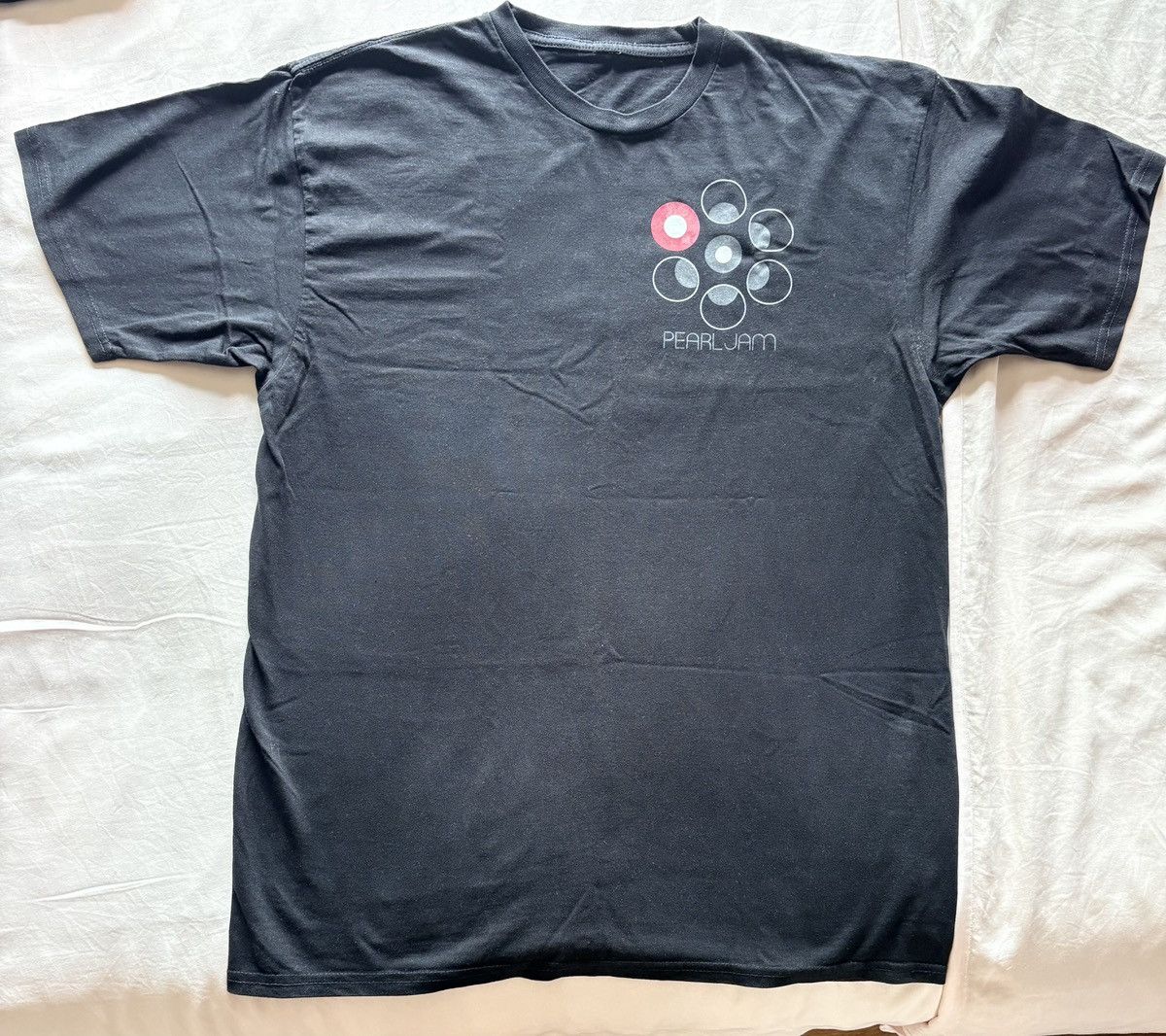 Band Tees 2013 Pearl Jam Tour Tshirt Size US L / EU 52-54 / 3 - 1 Thumbnail