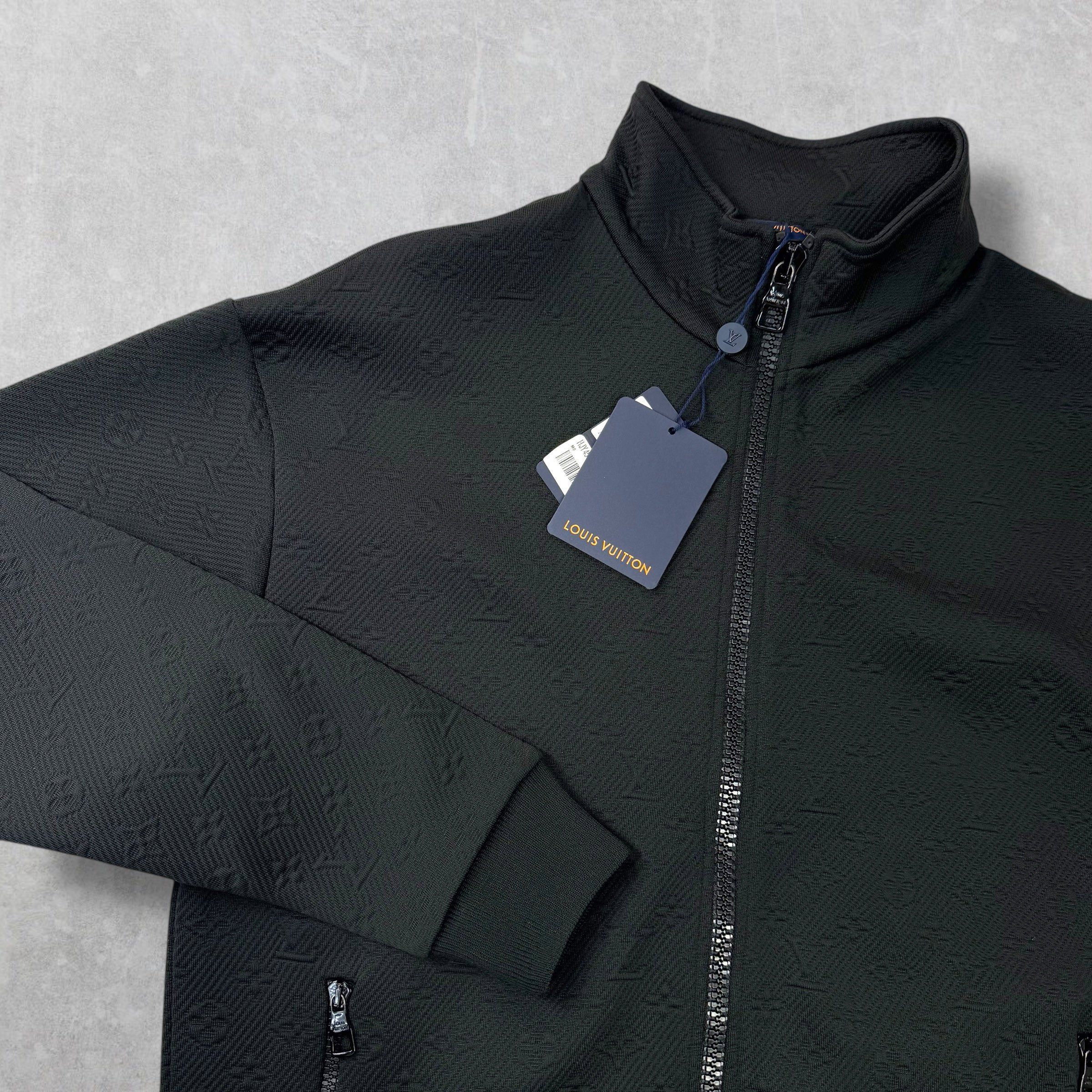 Louis Vuitton Louis Vuitton Monogram Black Zip-Through Top M Size US M / EU 48-50 / 2 - 3 Thumbnail
