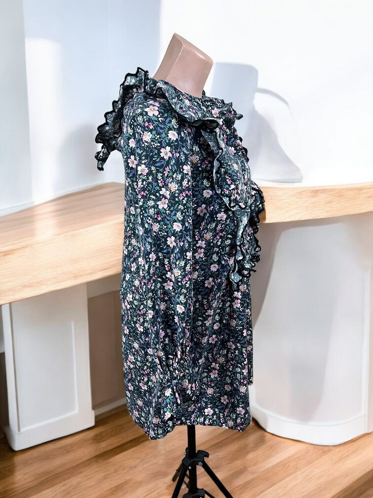 & Other Stories & Other Stories mini dress size S floral pattern Size S / US 4 / IT 40 - 2 Thumbnail