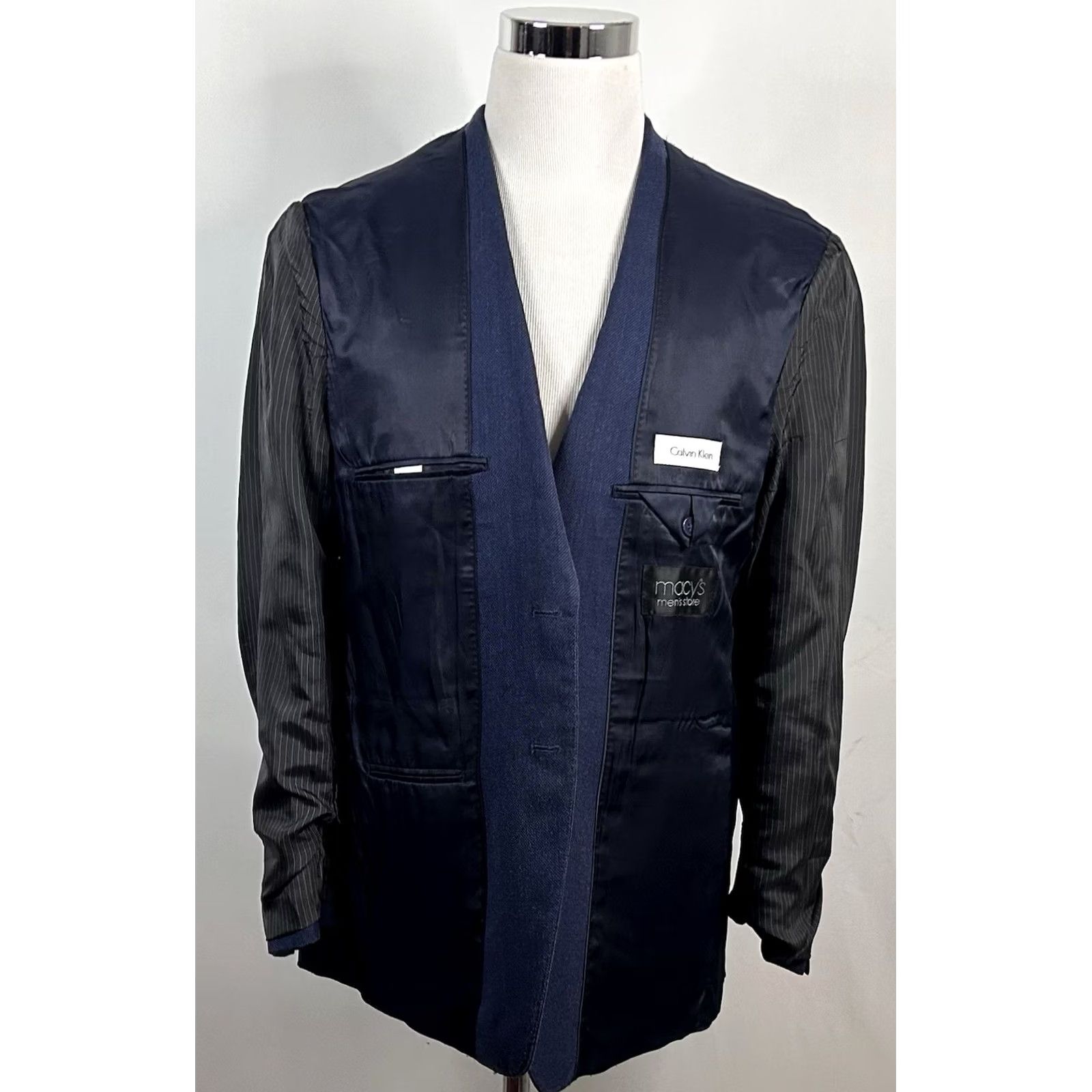 Calvin Klein Calvin Klein Sport Coat Silk Wool Blend Blue 42R Two-Button Lined Double-Vented Wool Silk 2 Piece Mens Regular Jacket Coat Size US XS / EU 42 / 0 - 7 Thumbnail