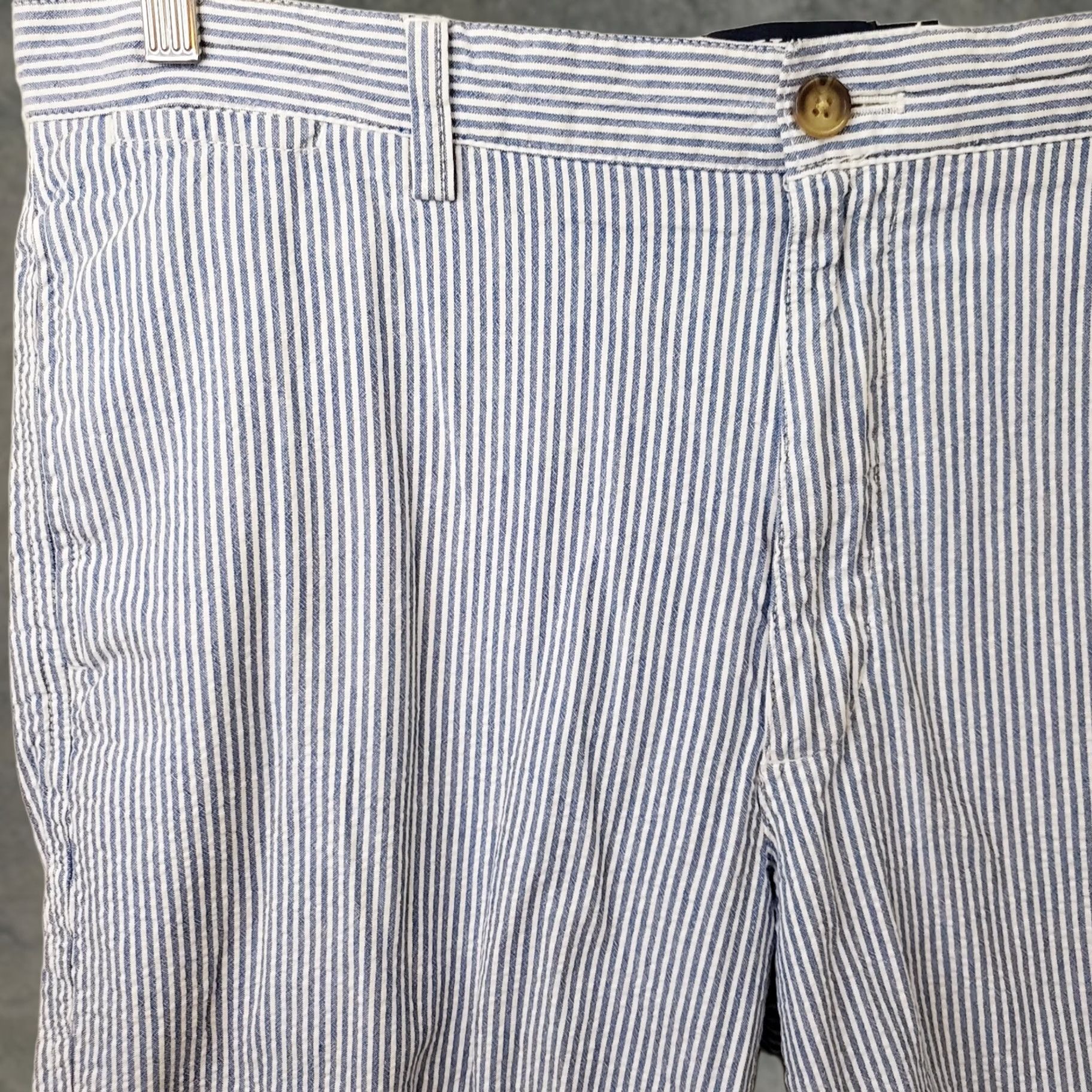 Chaps Chaps Shorts Mens 36 Blue White Pinstripe Seersucker Flat Front Chino Casual Everyday Pocket Regular Midi (9 in inseam) Machine Washable Vintage No Size US 36 / EU 52 - 1 Thumbnail