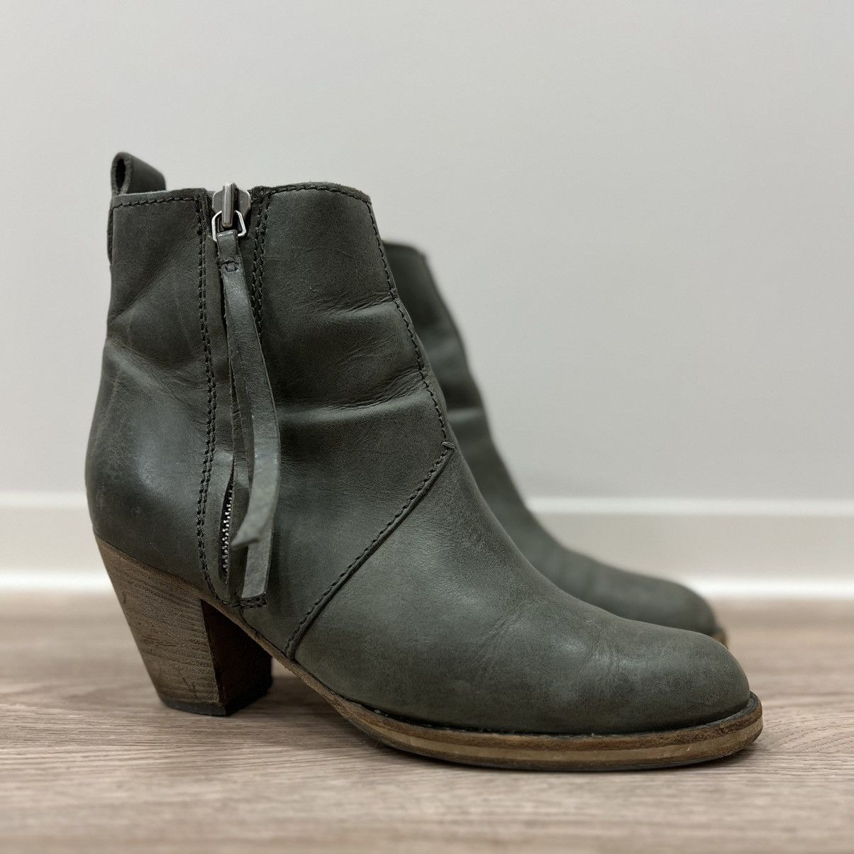 Acne Studios Acne Studios Ankle Boots Shearling Lined Pistol Olive Heels Size US 9 / IT 39 - 1 Thumbnail