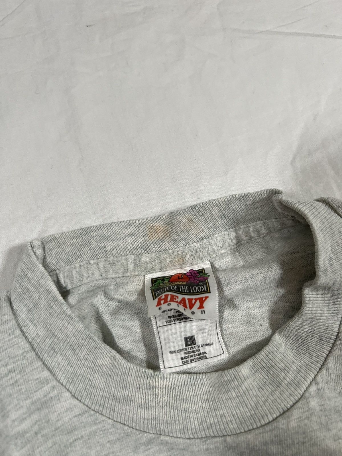 Vintage Vintage 90s Fringe Sh*tting Comedy Tee Size US L / EU 52-54 / 3 - 4 Thumbnail