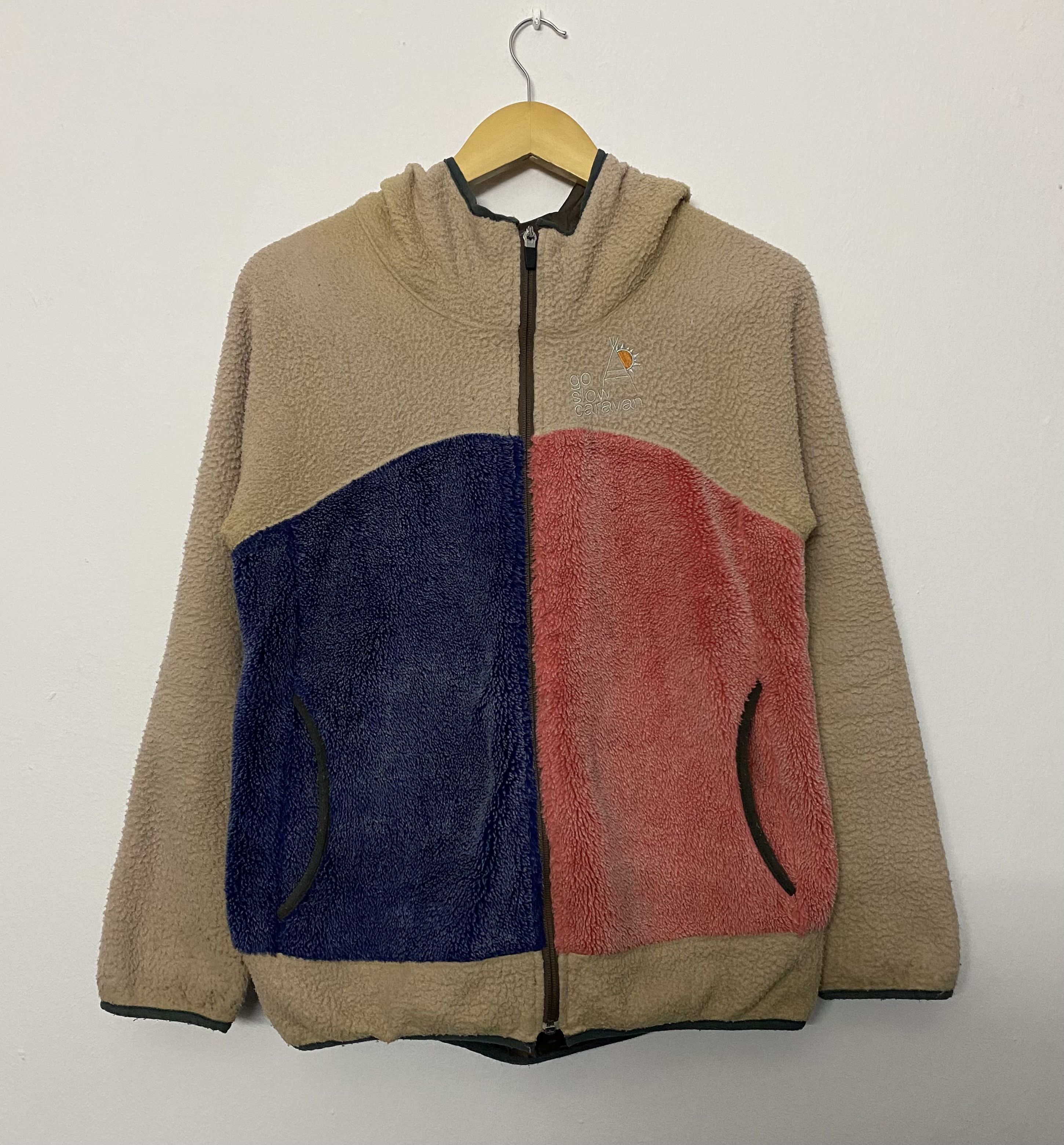 go slow caravan Go Slow Caravan Japan Outdoor Fleece Hoodie Colorblock Size M / US 6-8 / IT 42-44 - 1 Thumbnail
