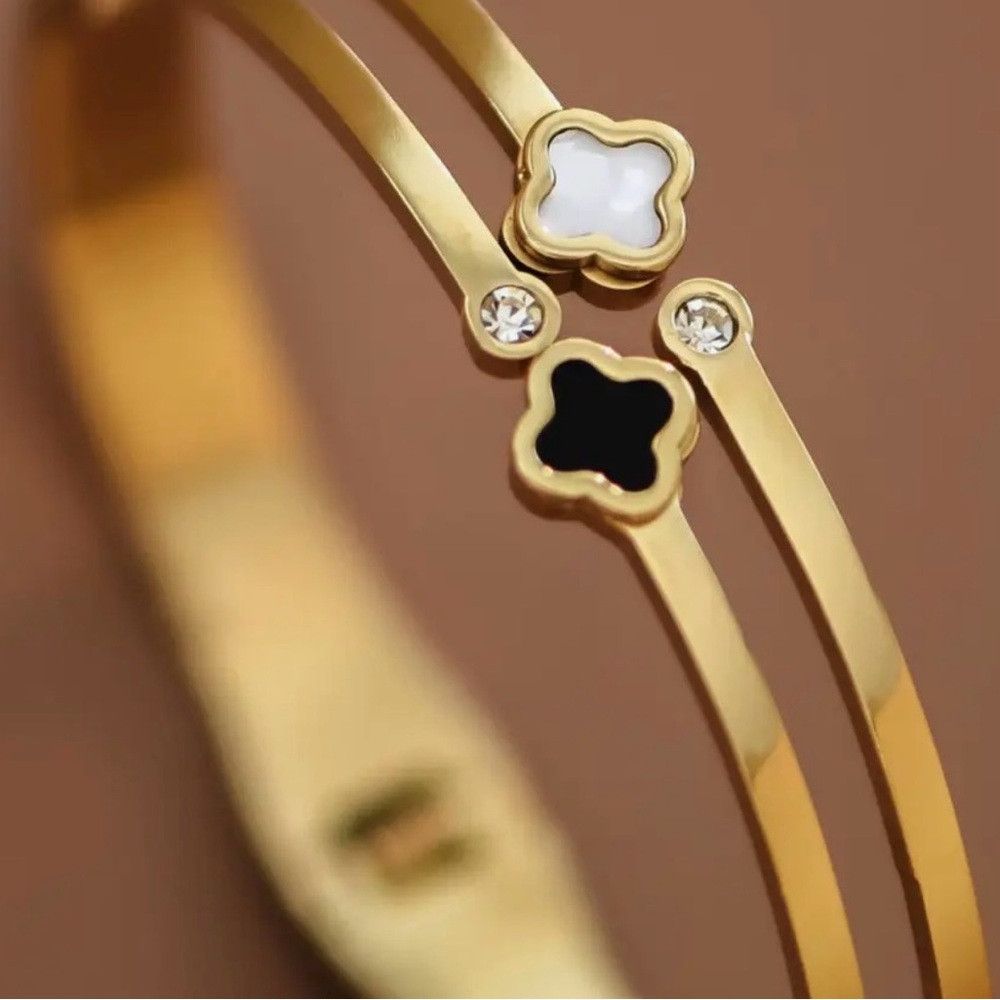 Other NEW 18k Gold Plated Waterproof Stainless Steel Bangle Size ONE SIZE - 3 Thumbnail