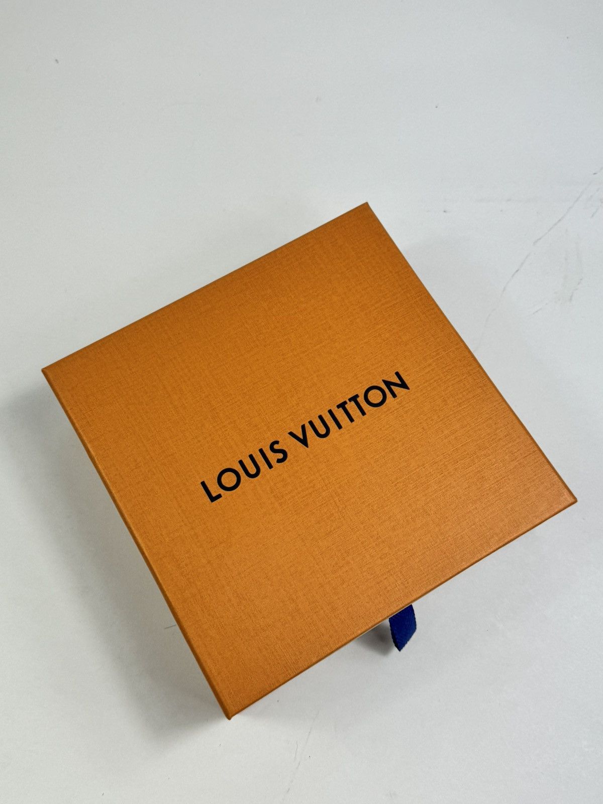 Louis Vuitton LV INITIALS 40MM MONOGRAM REVERSIBLE BELT Size 34 - 8 Thumbnail