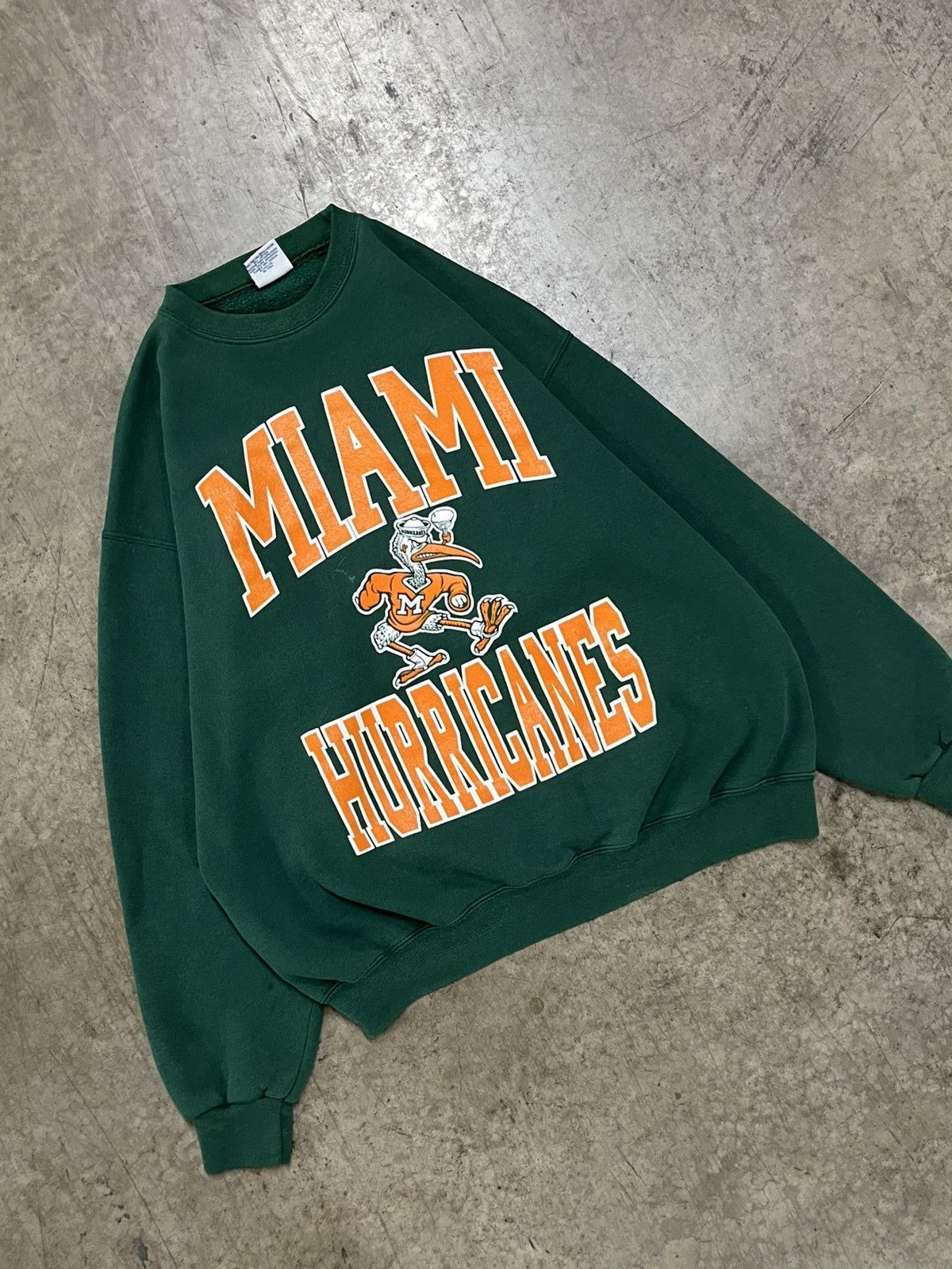 Vintage Vintage Miami hurricanes college crewneck boxy fit sports Size US XL / EU 56 / 4 - 4 Thumbnail