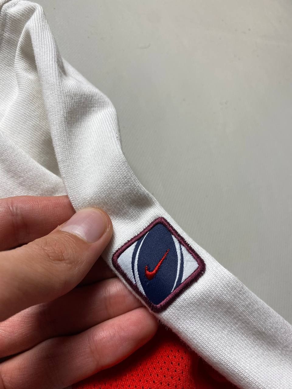 Nike Vintage Nike Rugby O2 England Longsleeve Size US S / EU 44-46 / 1 - 5 Thumbnail