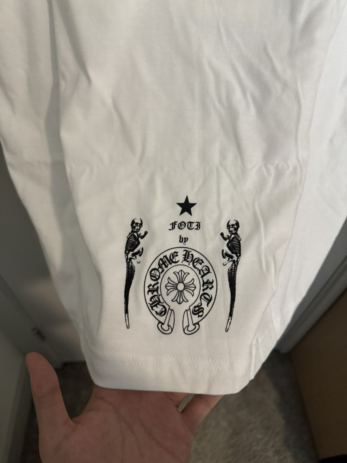 Chrome Hearts Chrome hearts foti tshirt Size US L / EU 52-54 / 3 - 7 Thumbnail