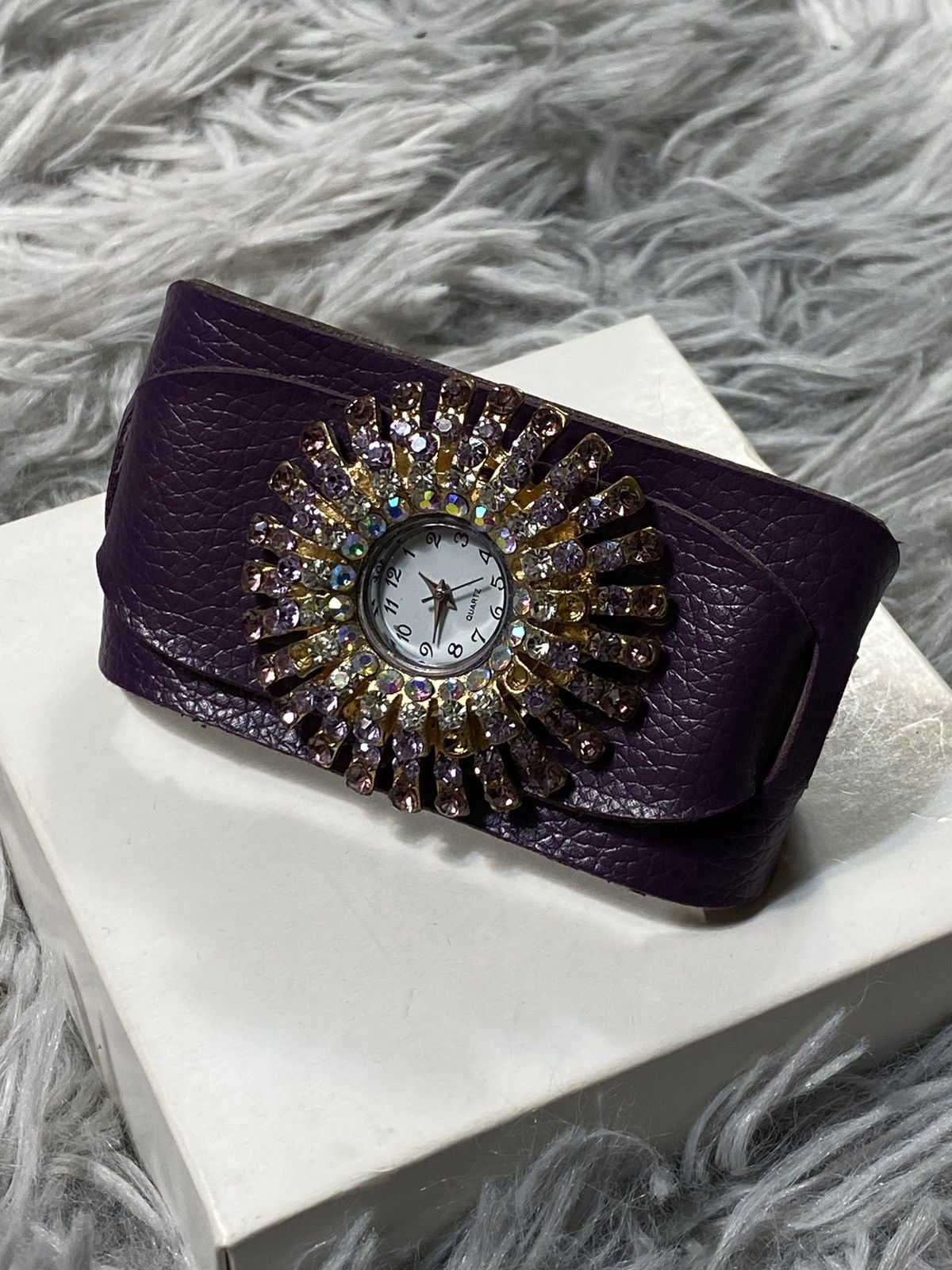 Jewelry Vintage Quartz Statement Bracelet Watch – Japanese Brand Size ONE SIZE - 5 Thumbnail