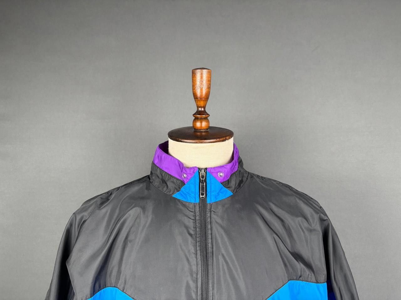 Nike Nike Windbreaker Jacket Size XL Black Blue Purple Vintage Size US XL / EU 56 / 4 - 2 Thumbnail