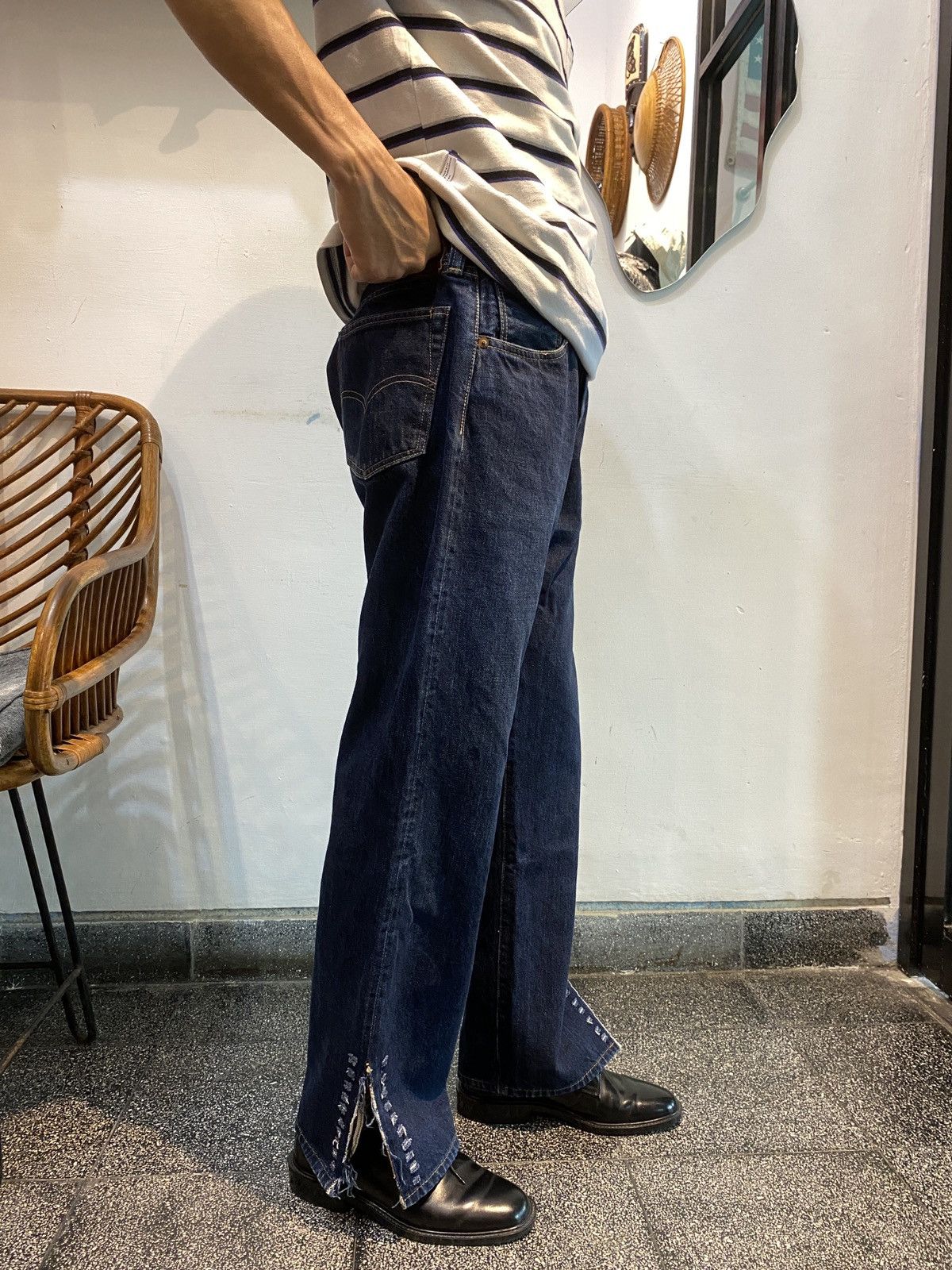 Levi's × Levi's Vintage Clothing × Vintage LVC Levis 501XX Repro1937 Selvedge Denim Indigo Big E Buckle Size US 33 - 3 Thumbnail