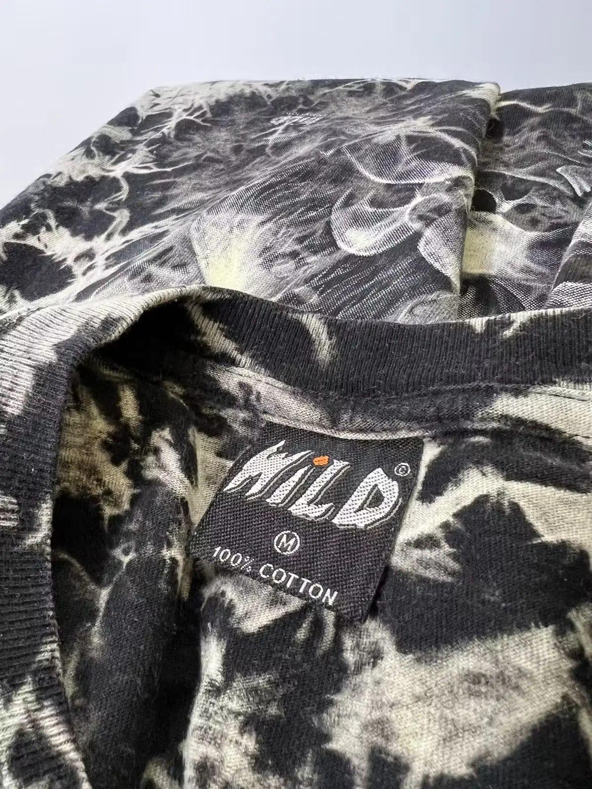 Band Tees × Vintage Wild copyright skeleton overprint vintage t-shirt Size US M / EU 48-50 / 2 - 3 Thumbnail